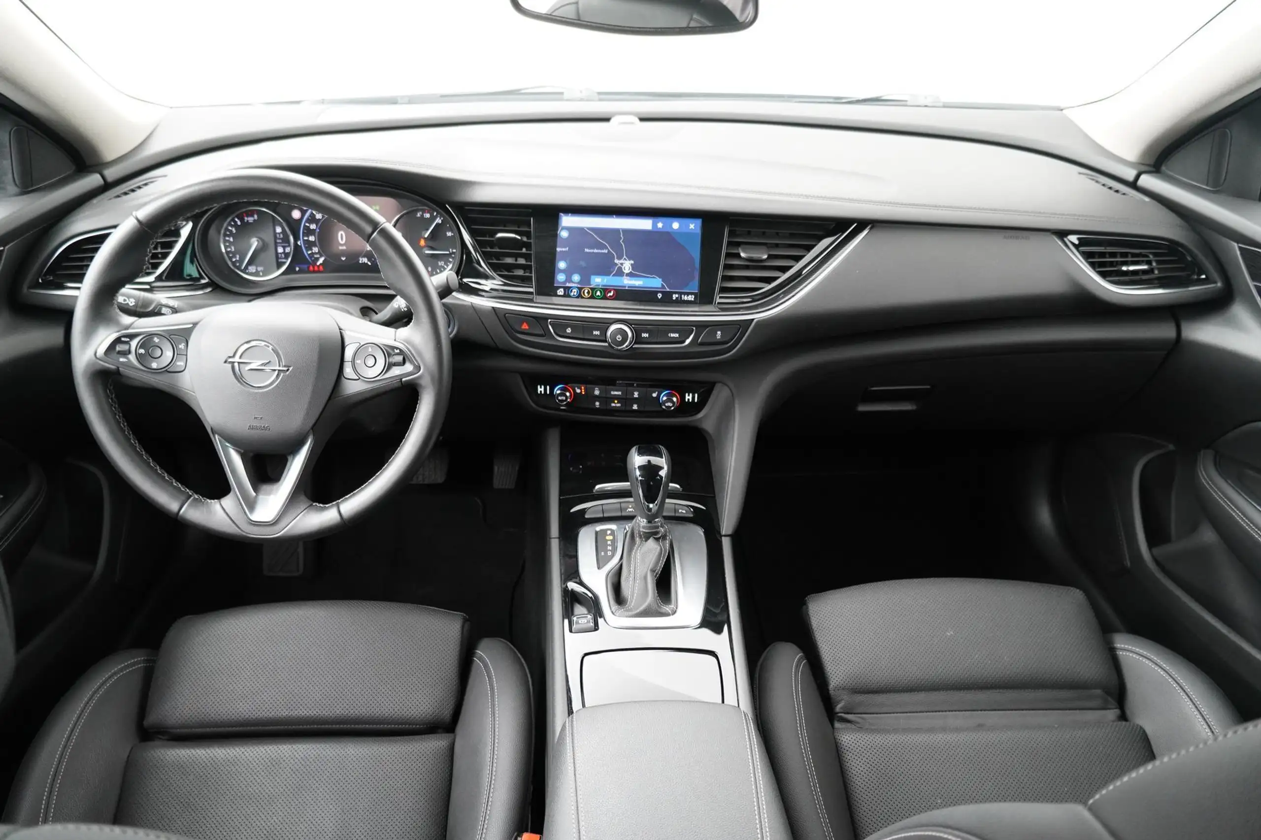 Opel - Insignia