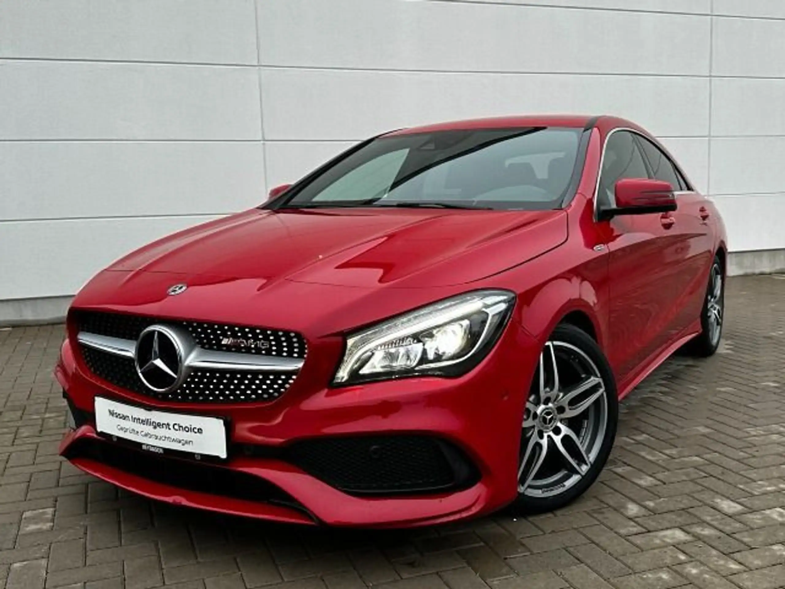 Mercedes-Benz - CLA 180