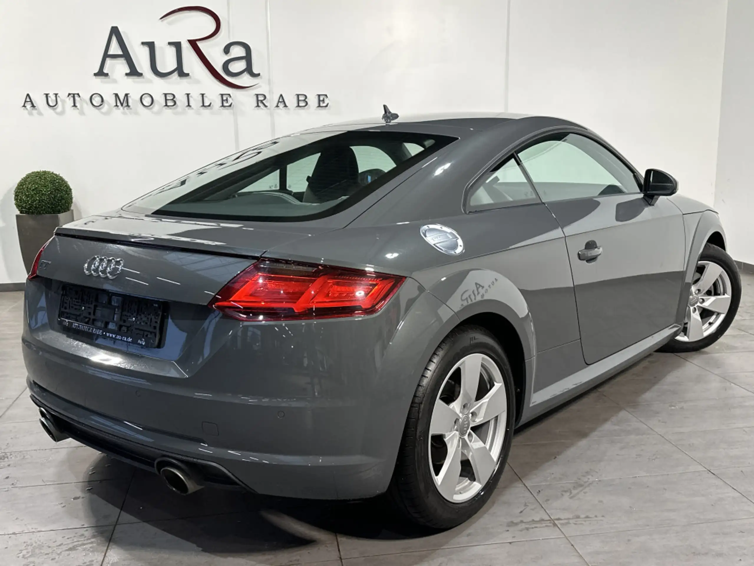 Audi - TT