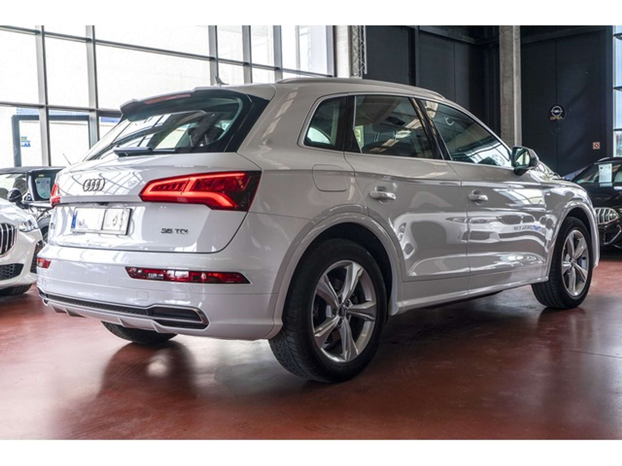 Audi - Q5