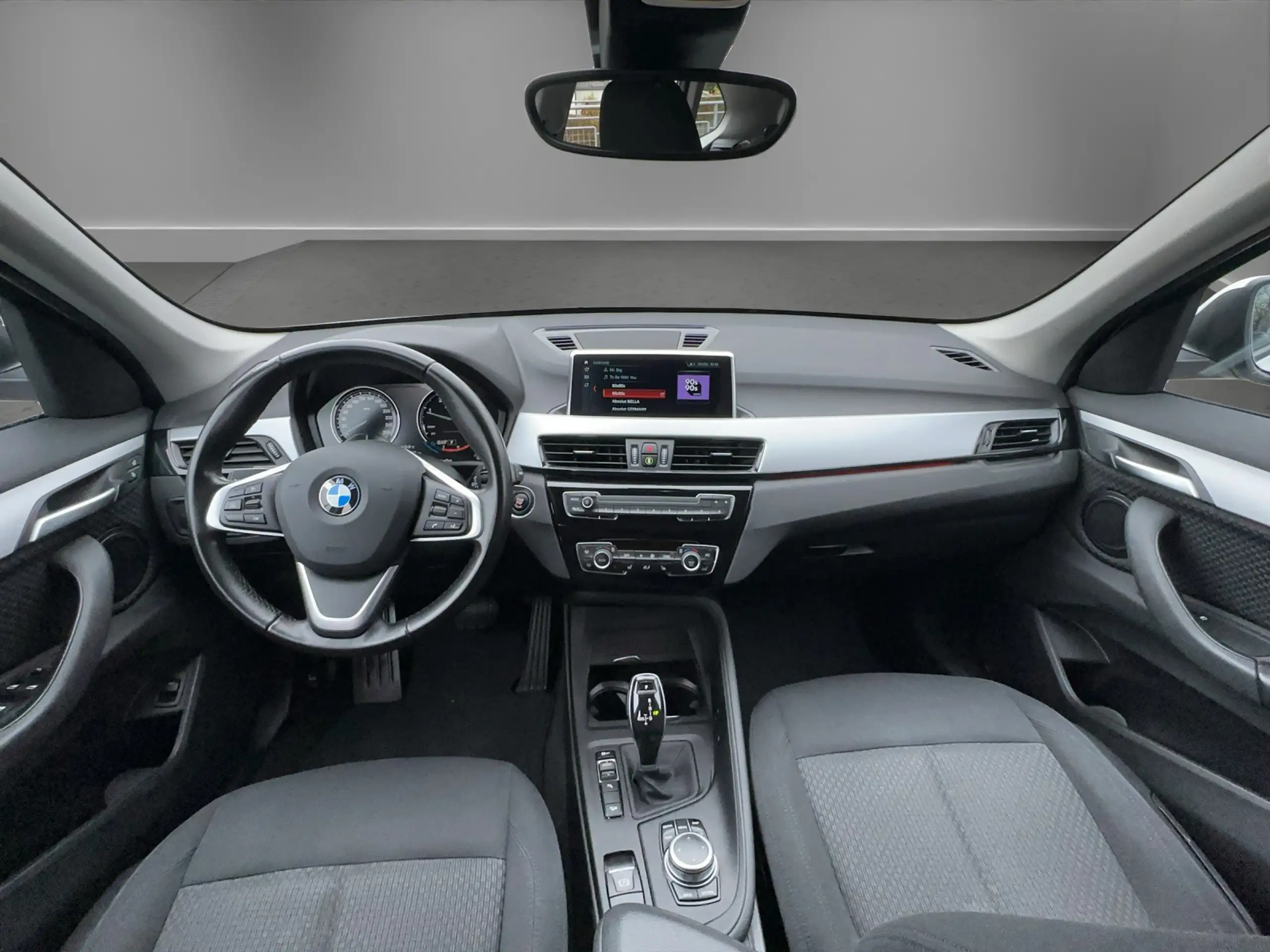 BMW - X1