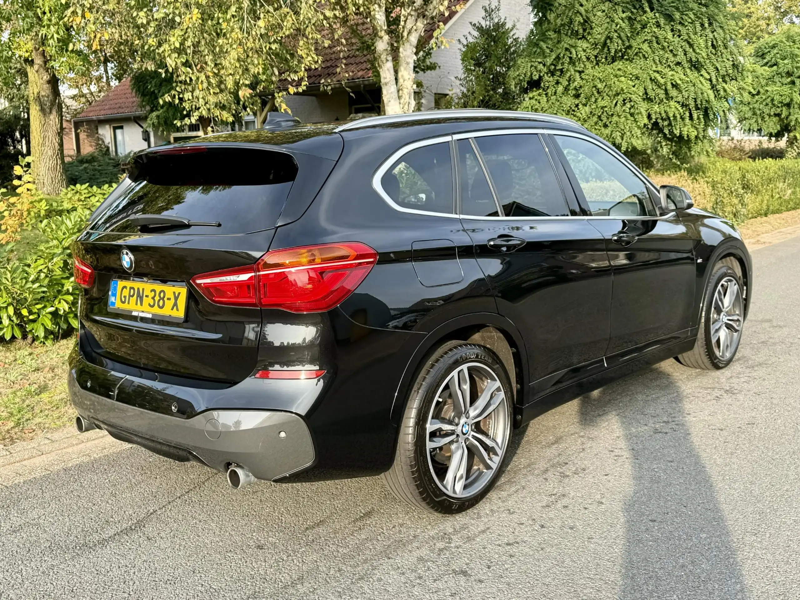 BMW - X1