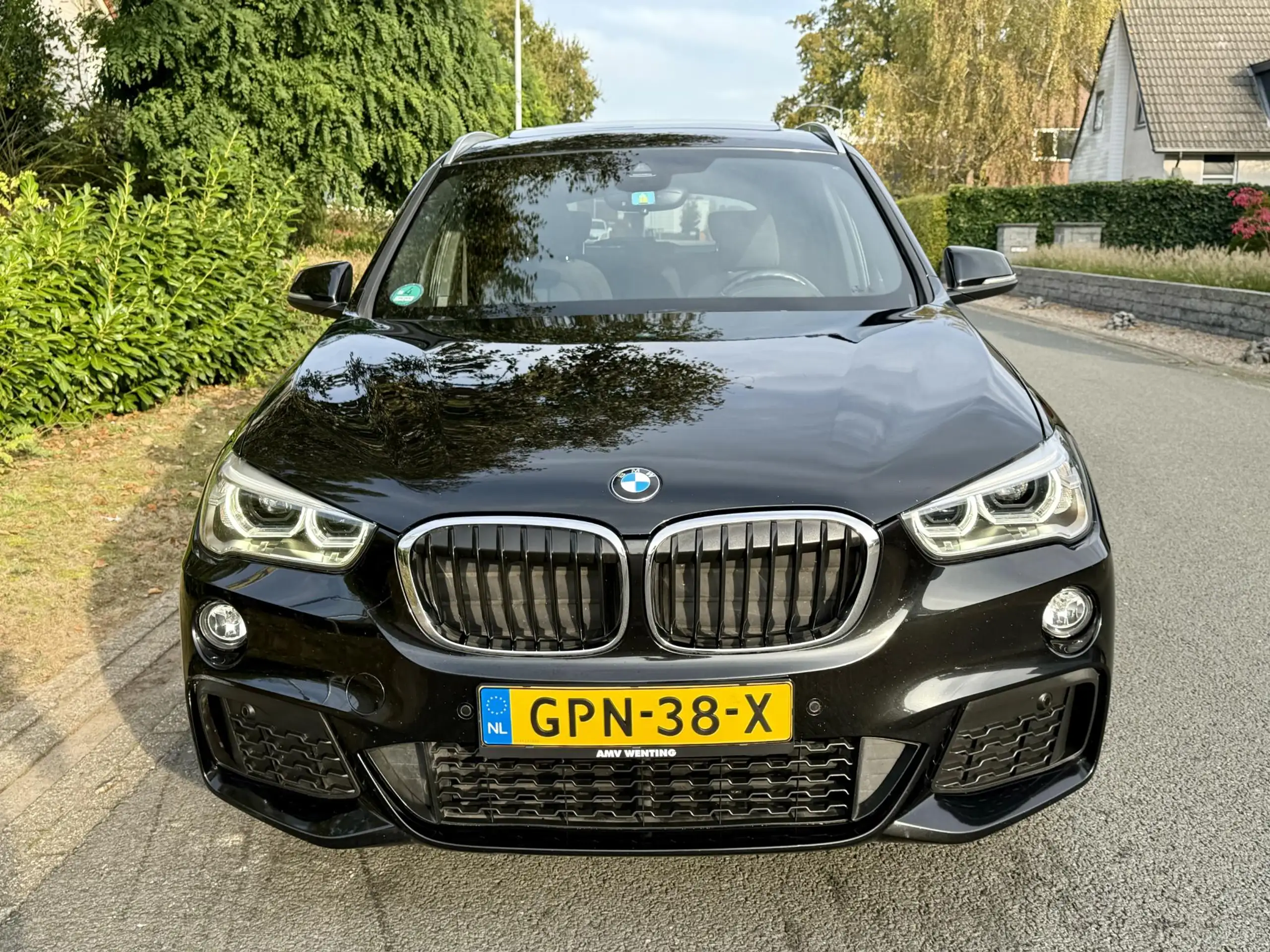 BMW - X1