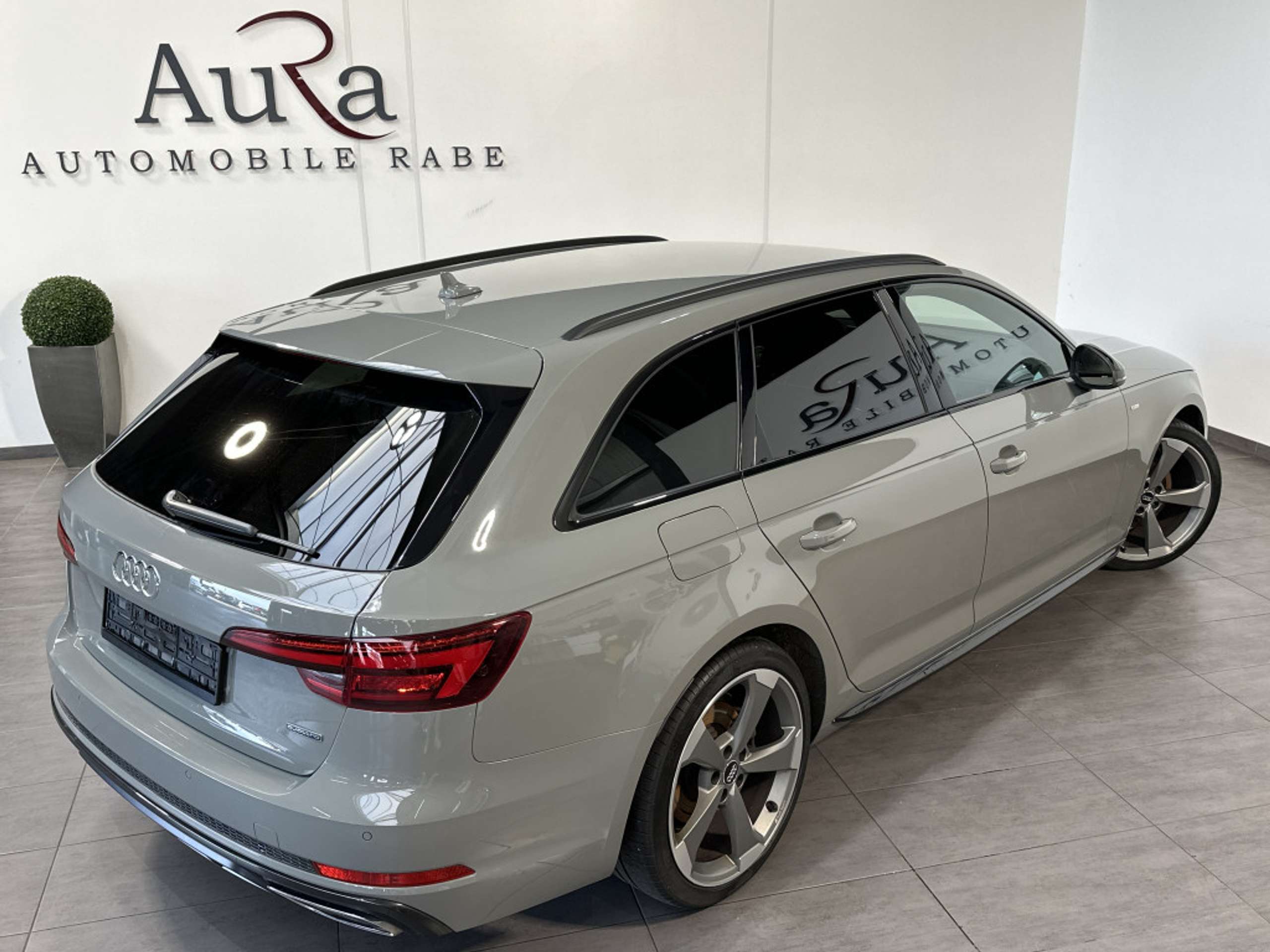 Audi - A4