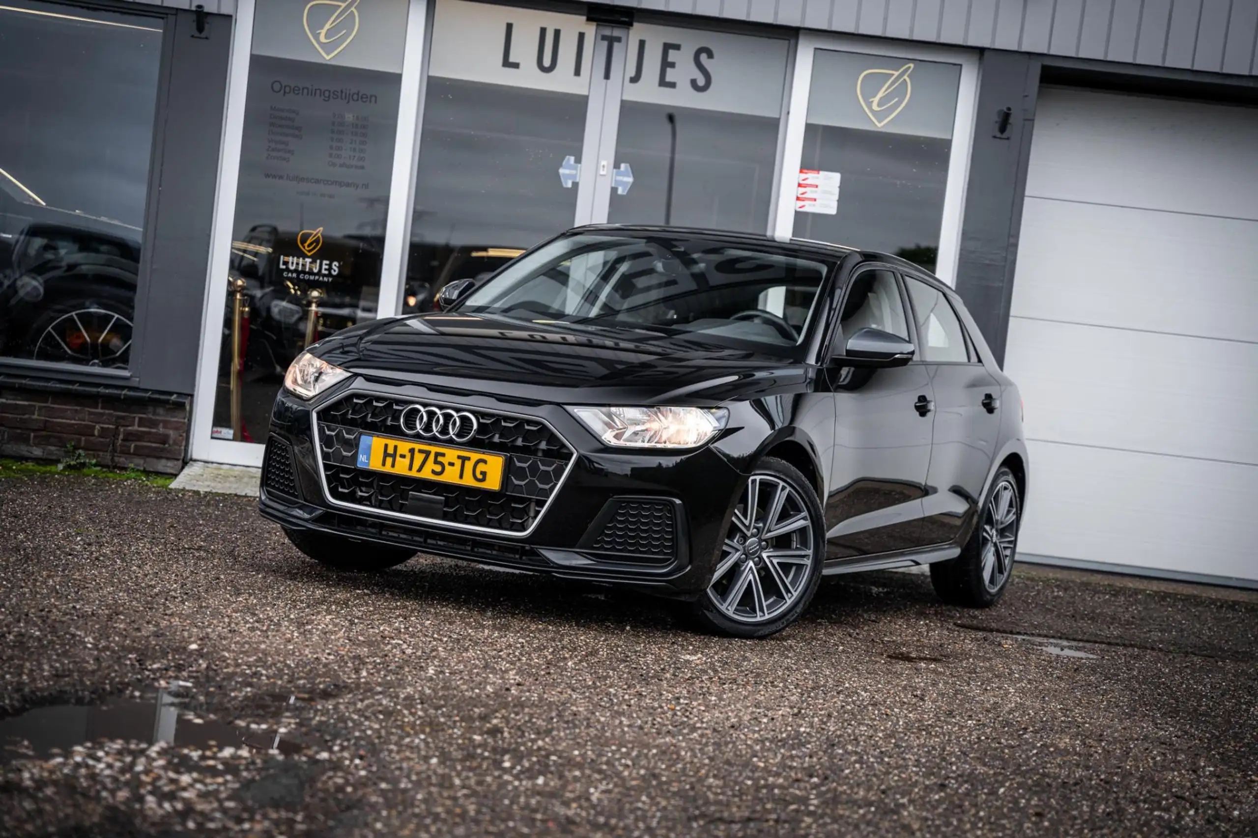 Audi - A1