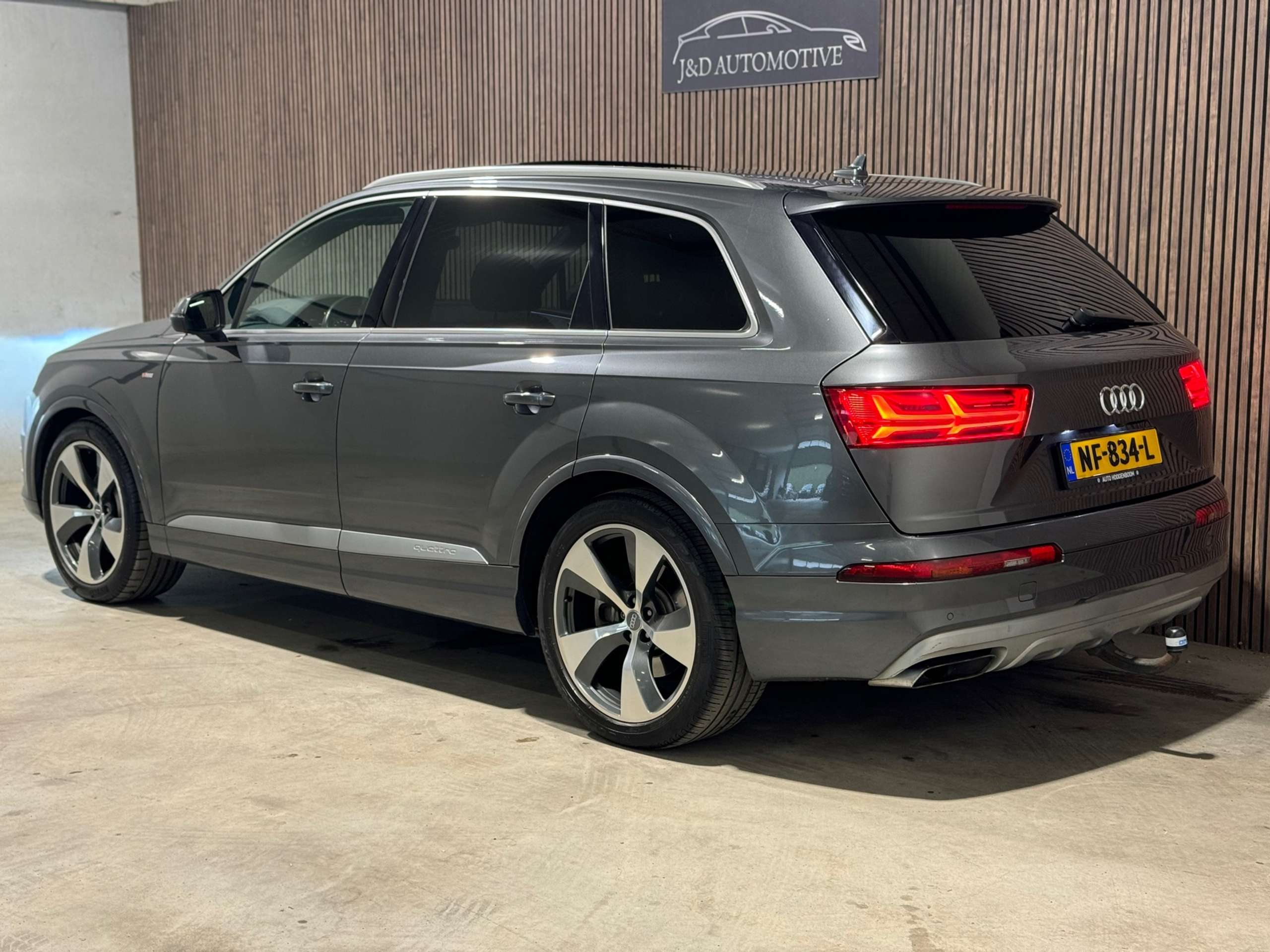 Audi - Q7