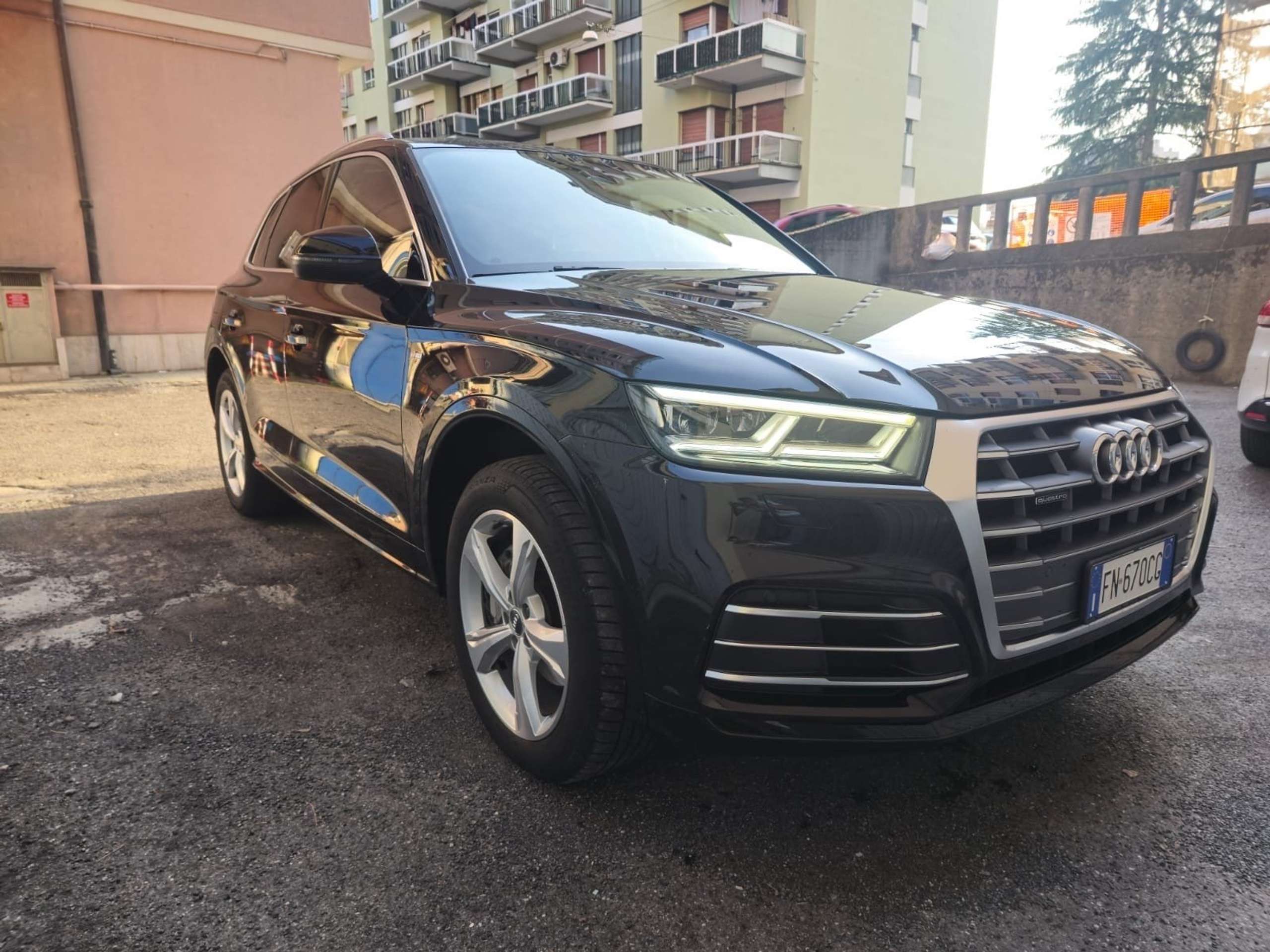 Audi - Q5