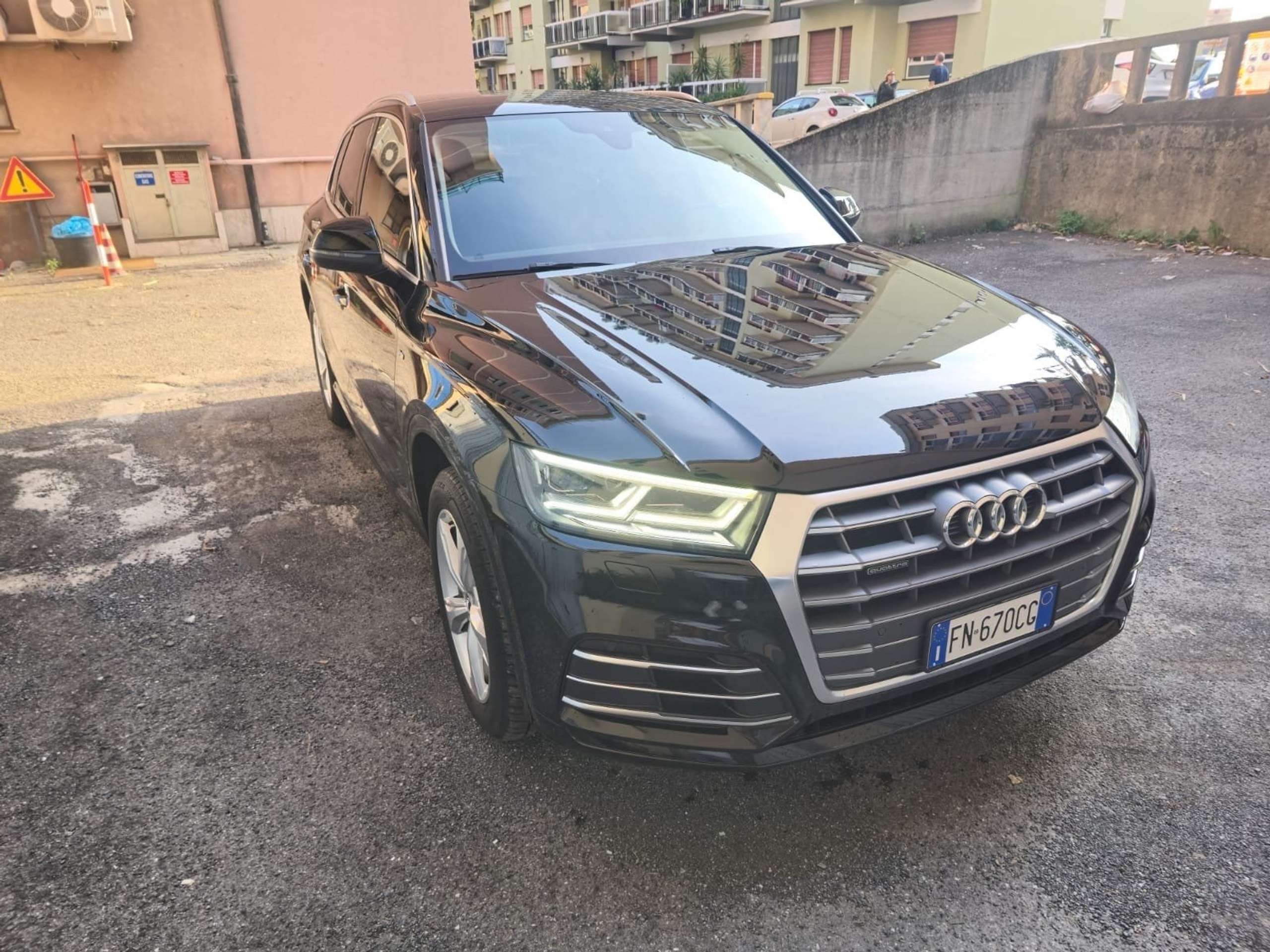 Audi - Q5