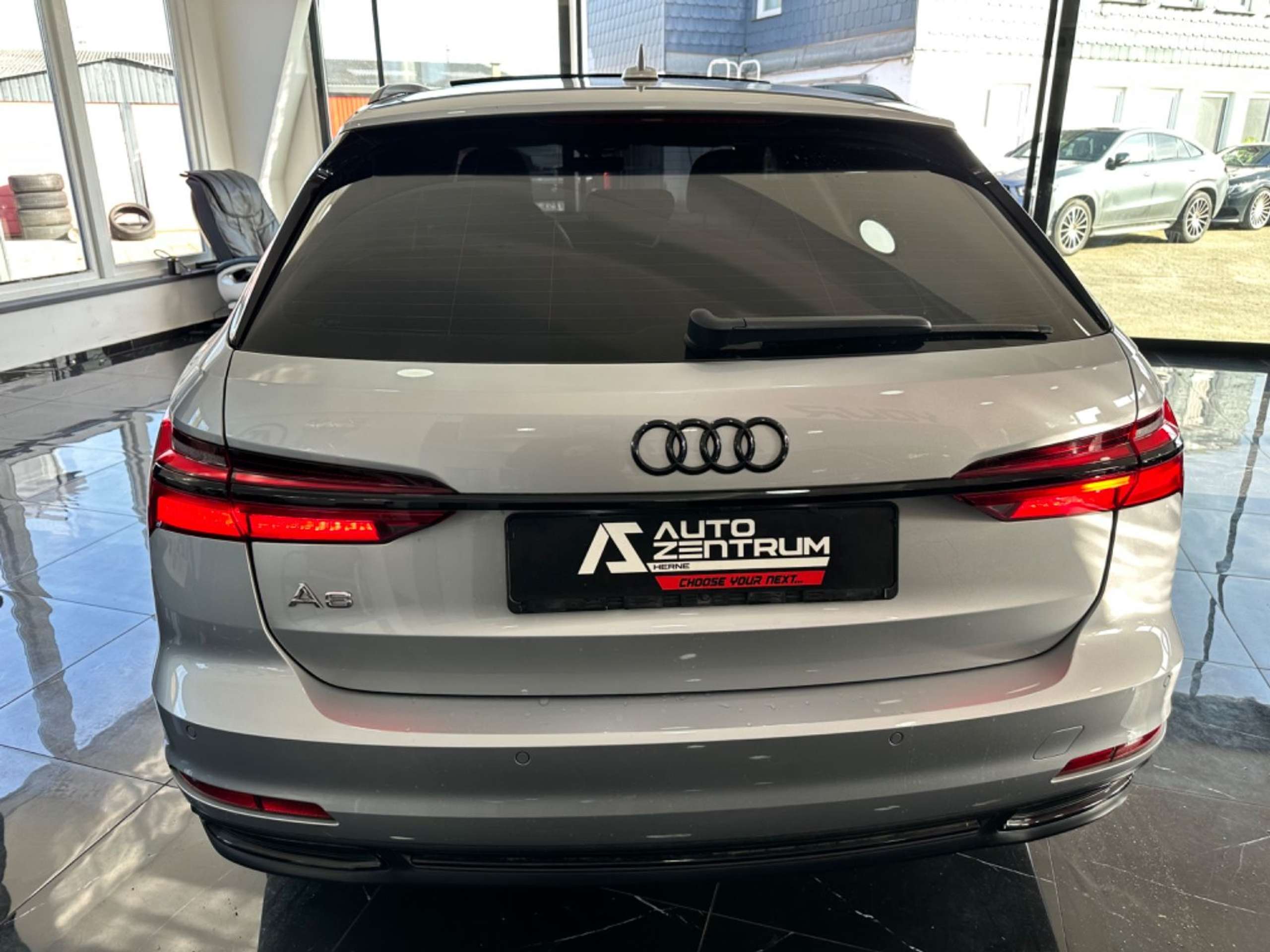 Audi - A6