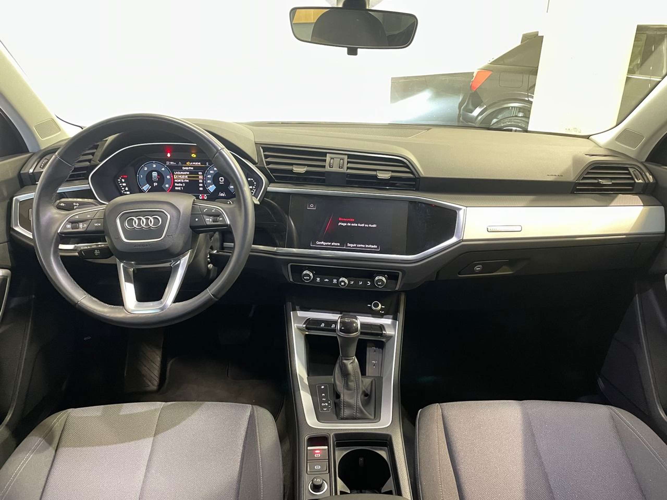 Audi - Q3