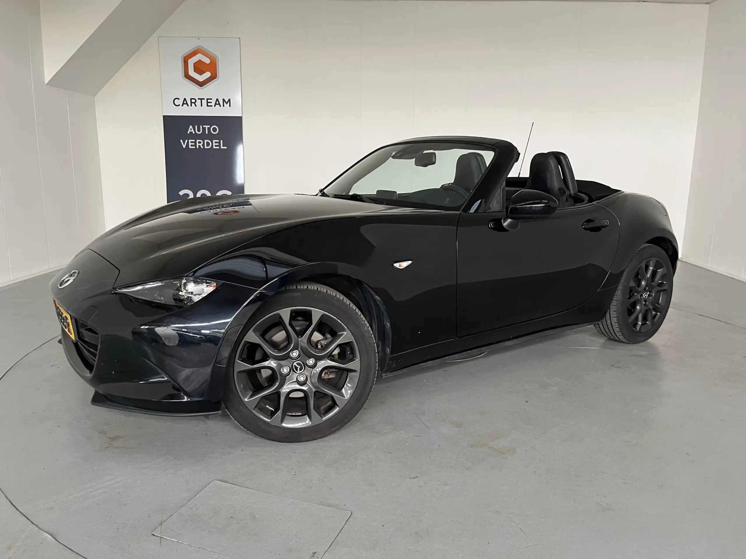 Mazda - MX-5