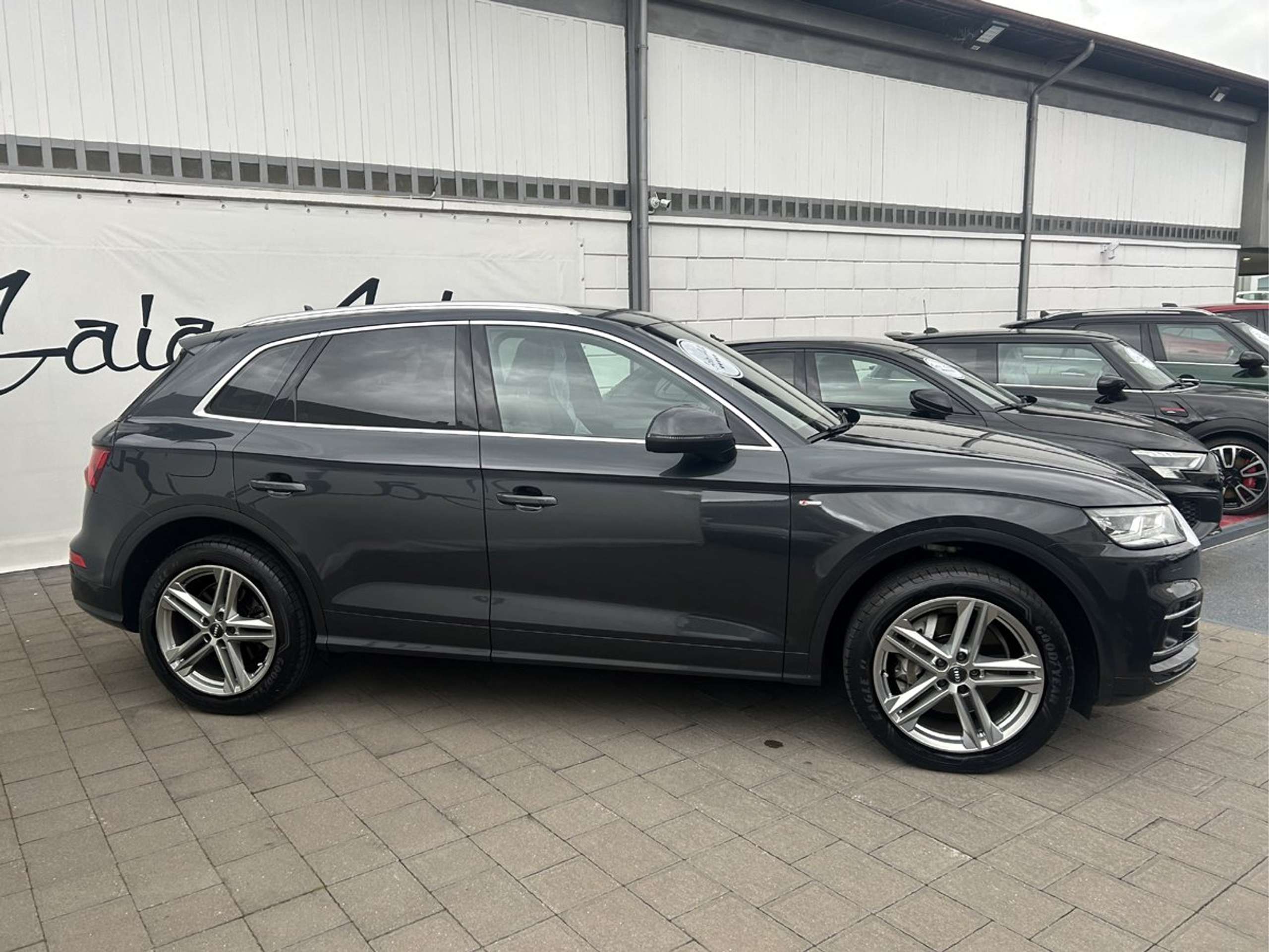 Audi - Q5