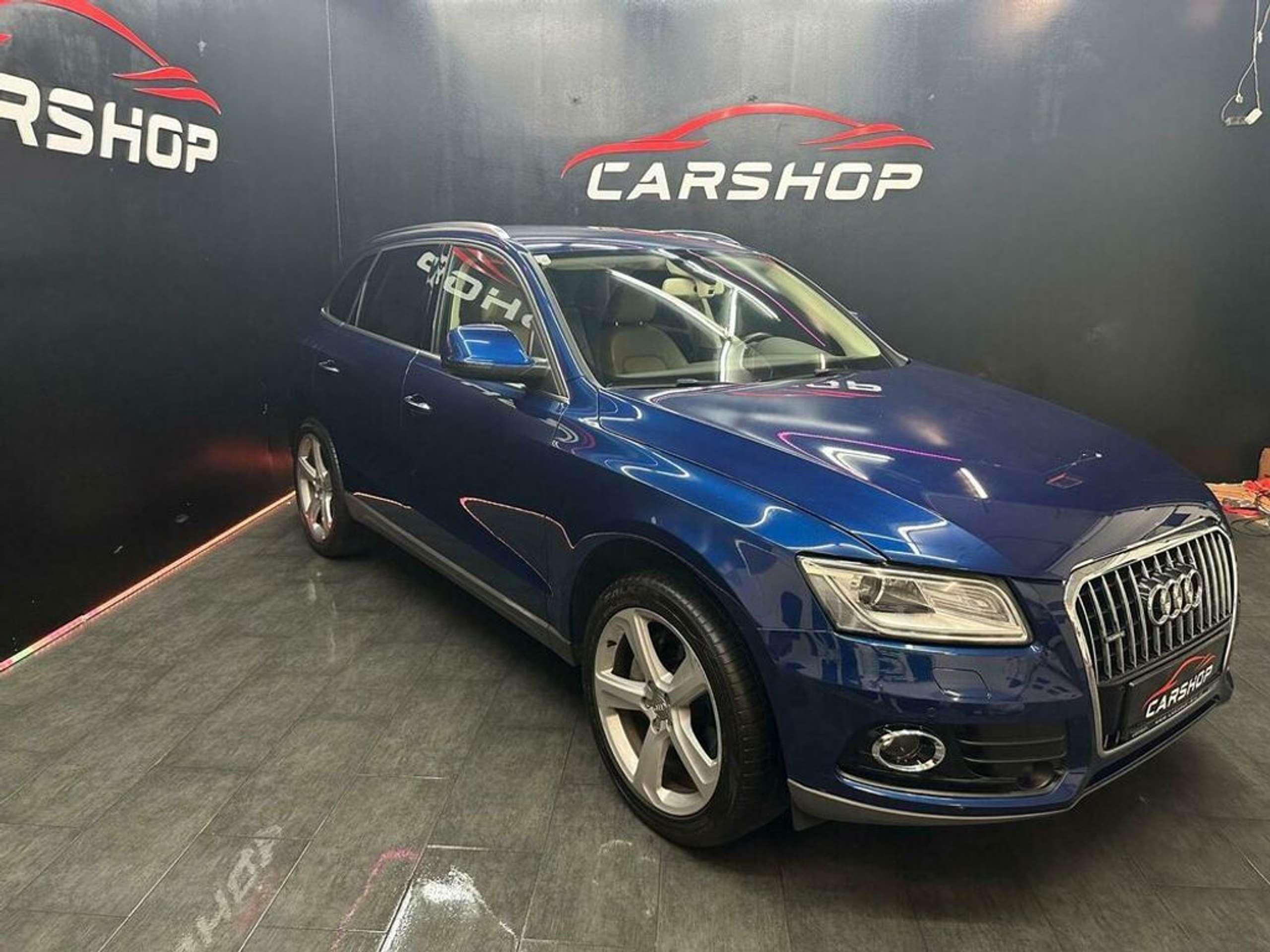 Audi - Q5