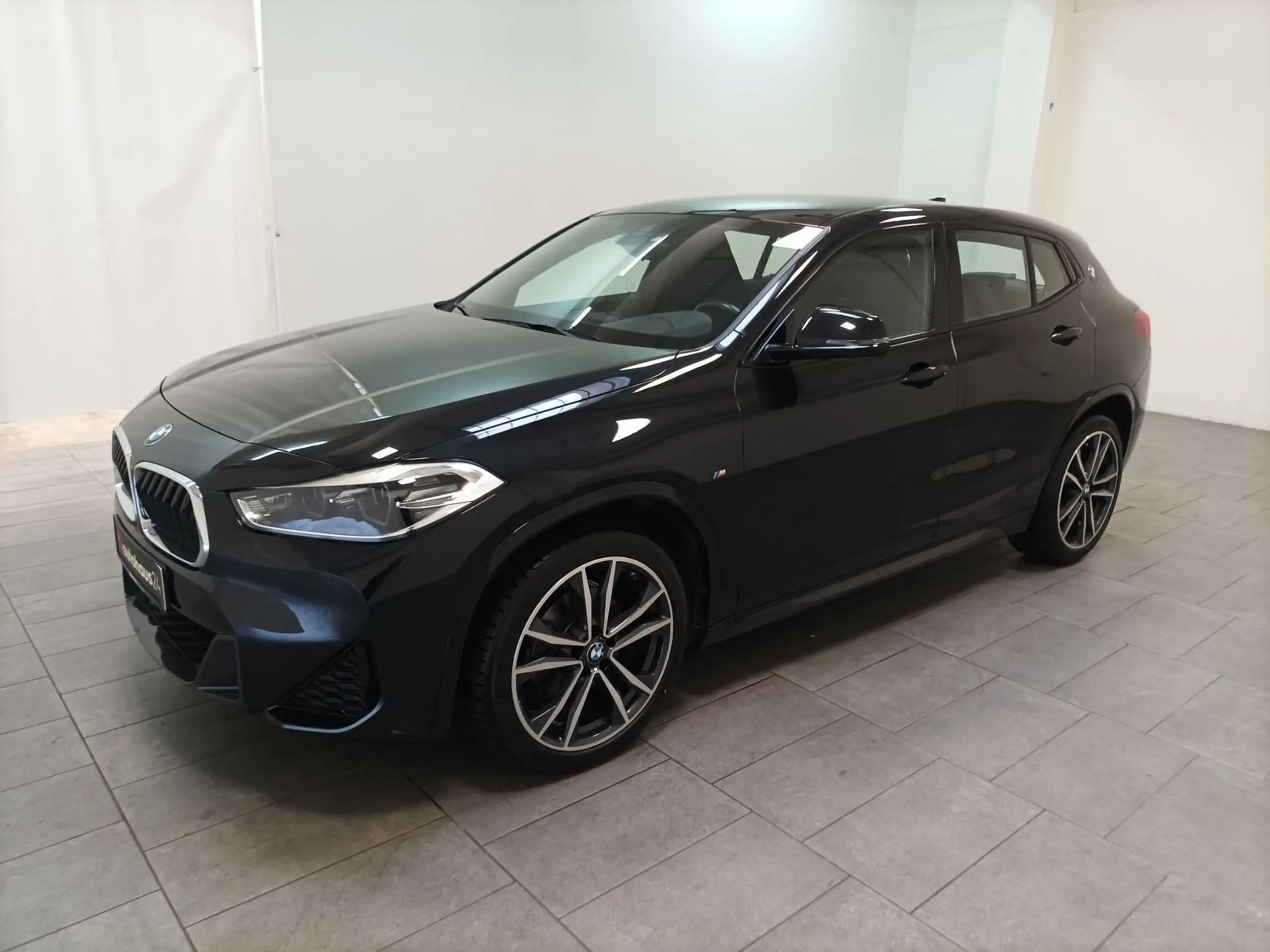 BMW - X2