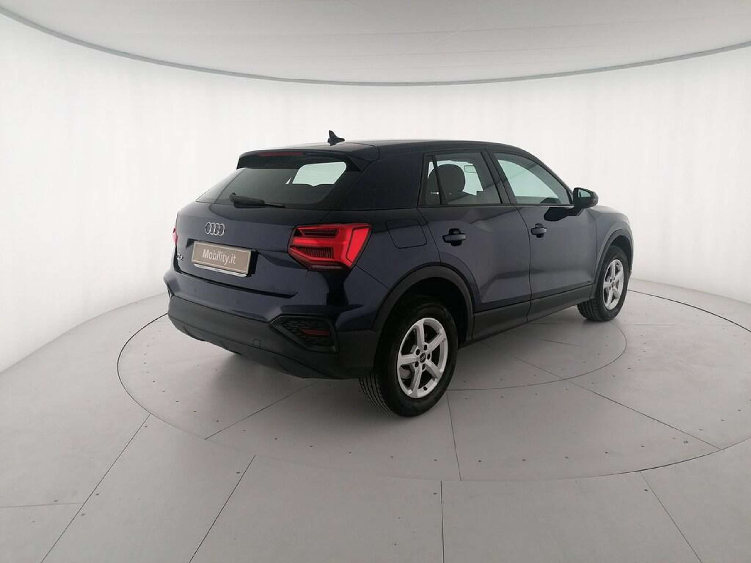 Audi - Q2