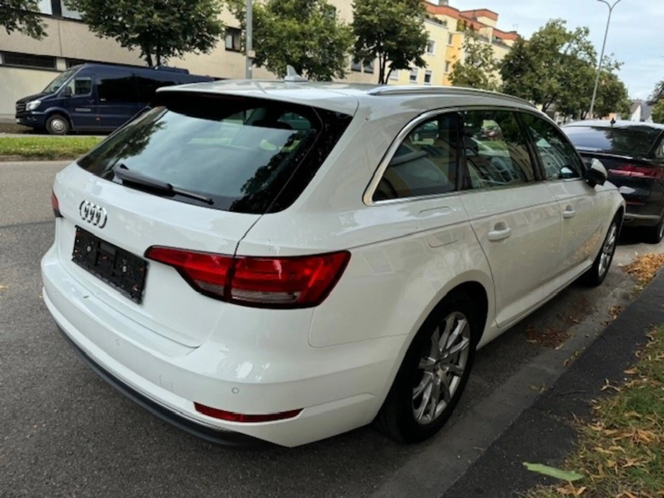 Audi - A4