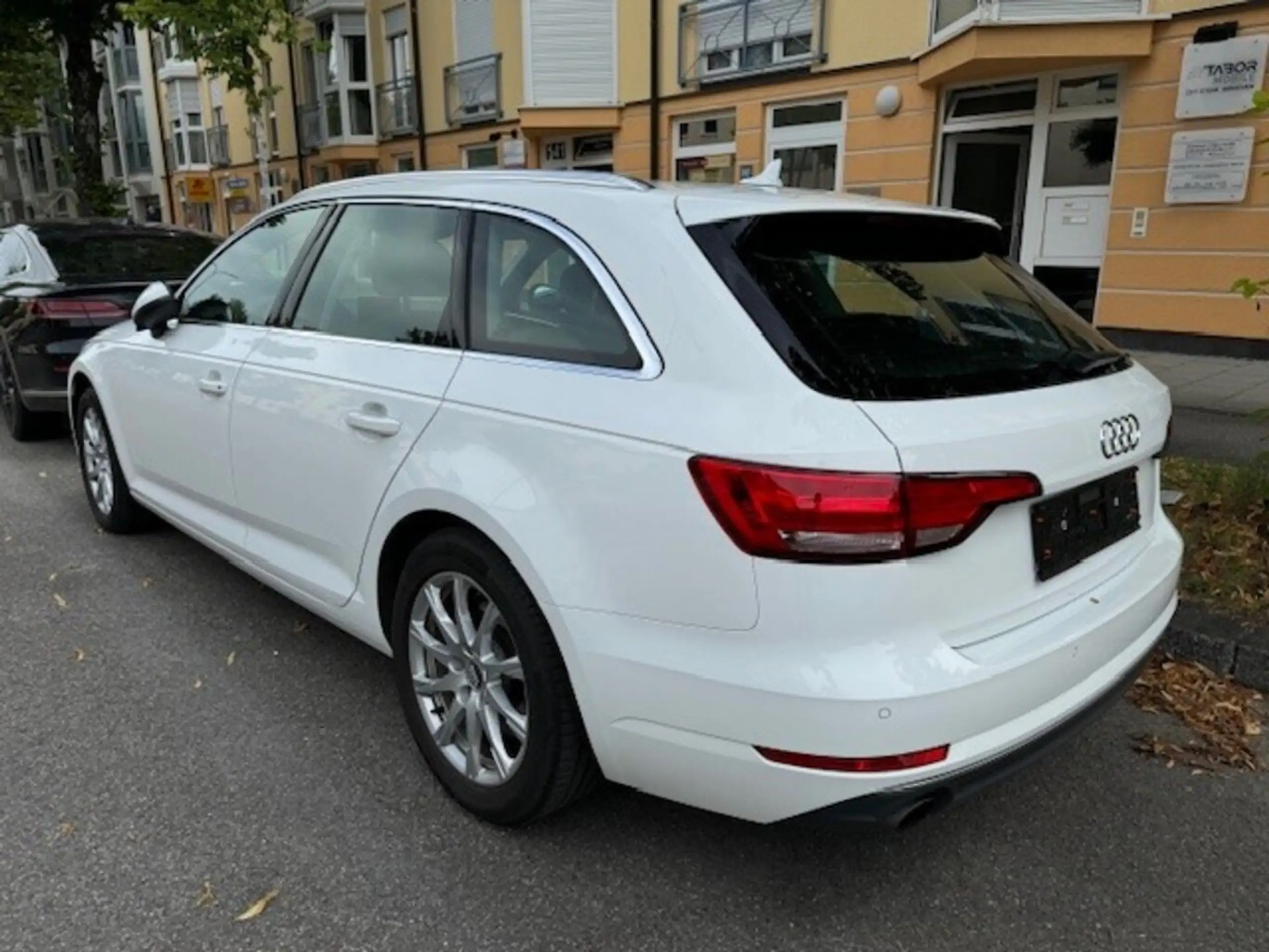 Audi - A4