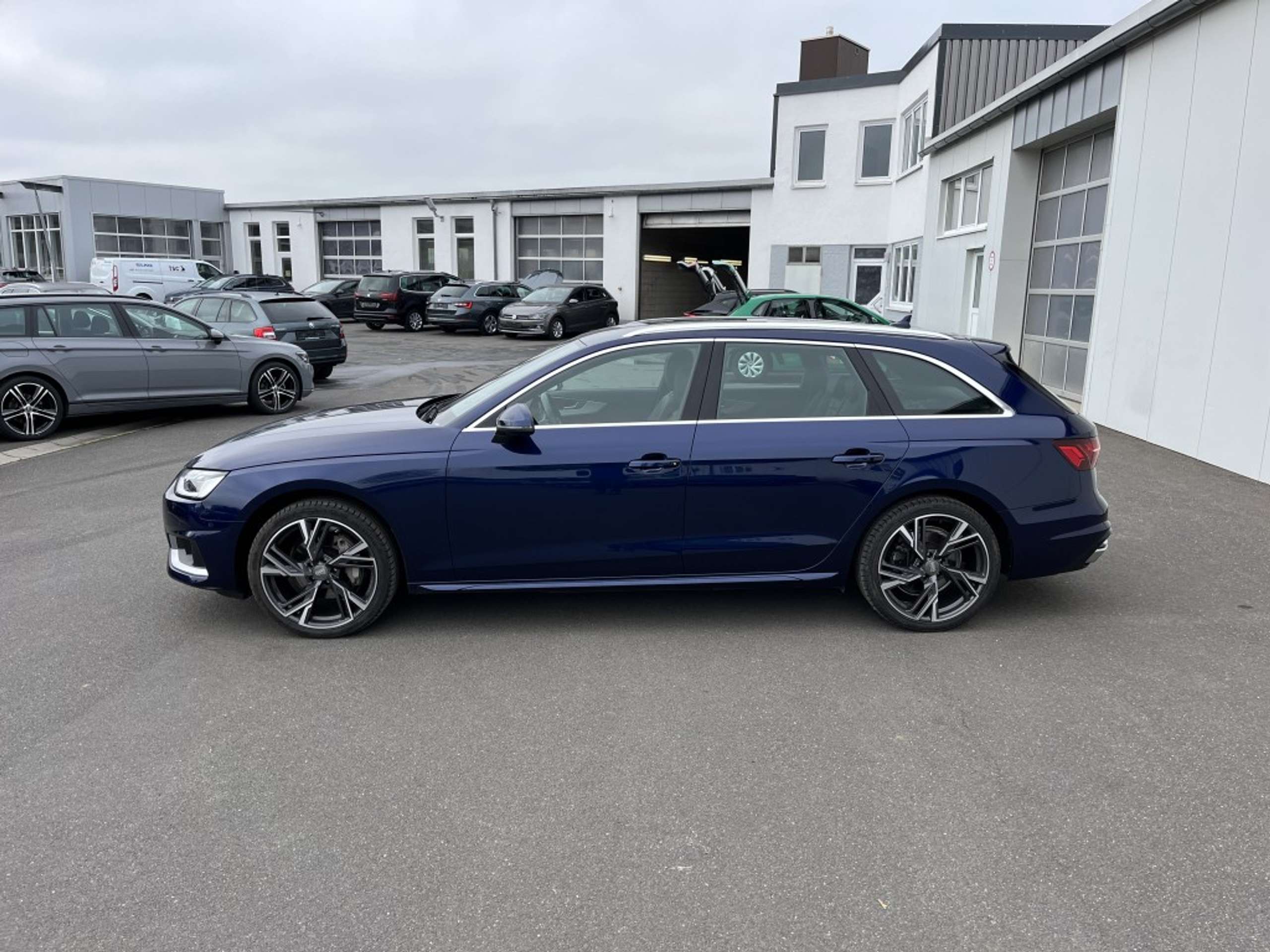 Audi - A4