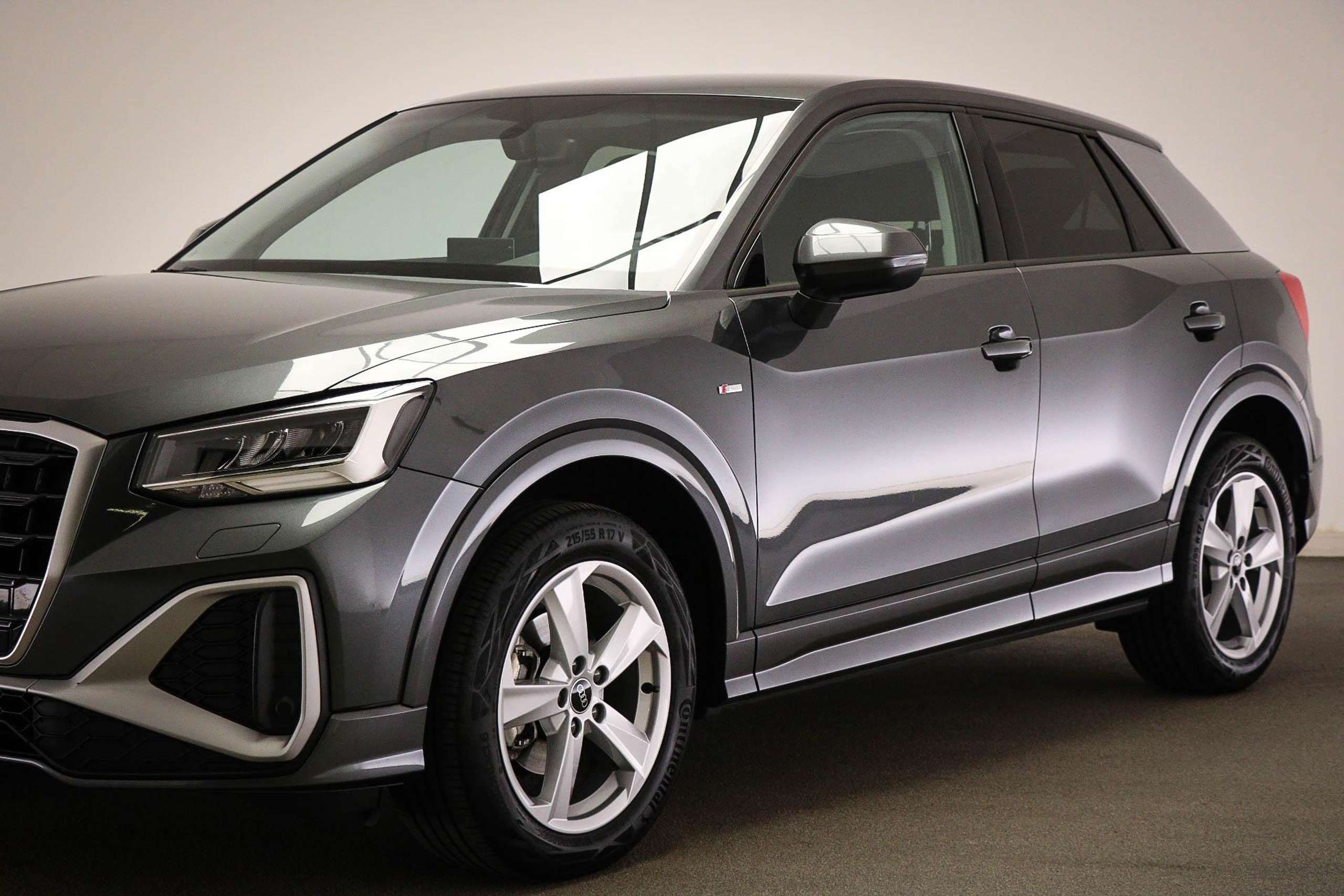 Audi - Q2