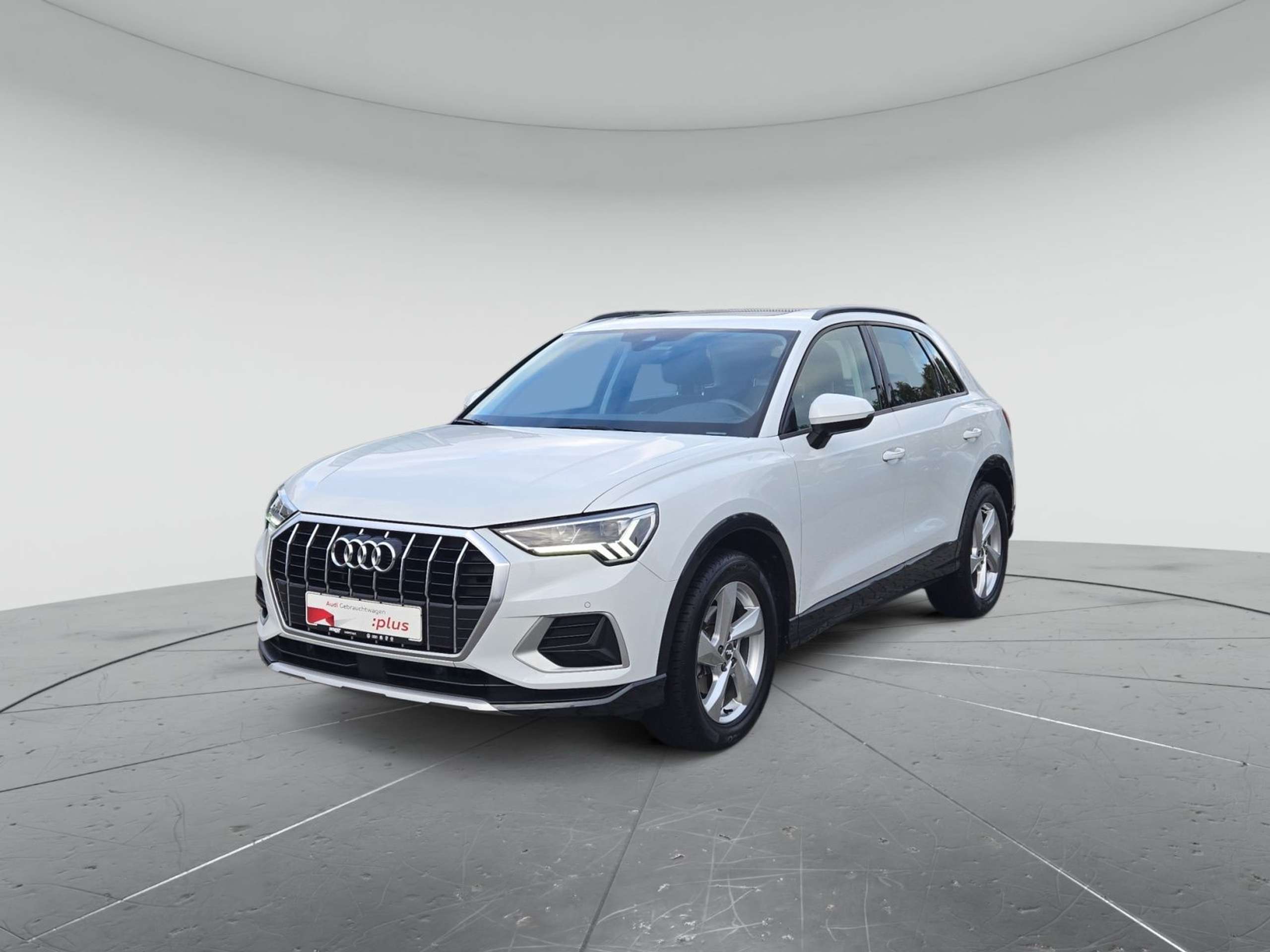 Audi - Q3