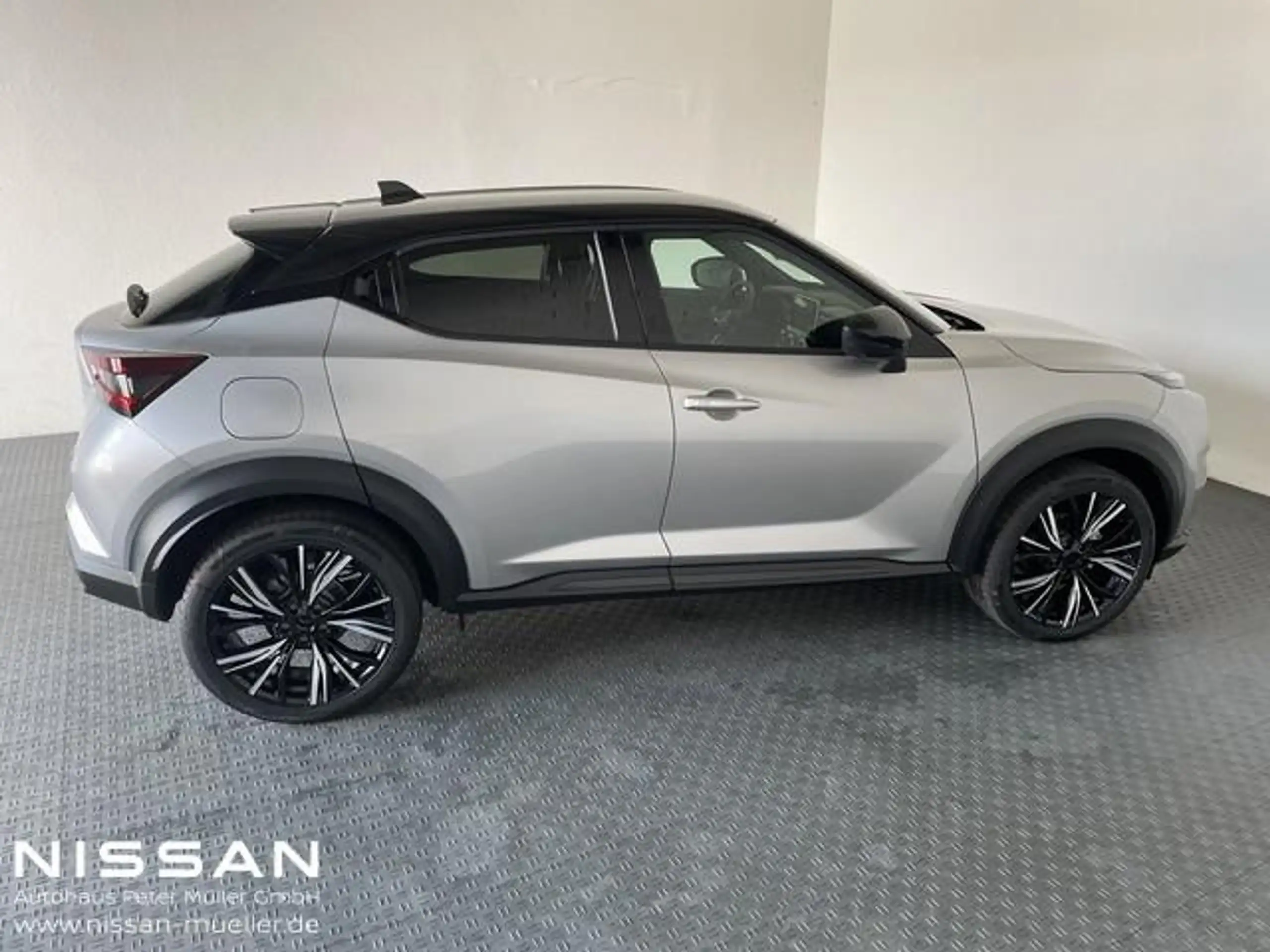 Nissan - Juke