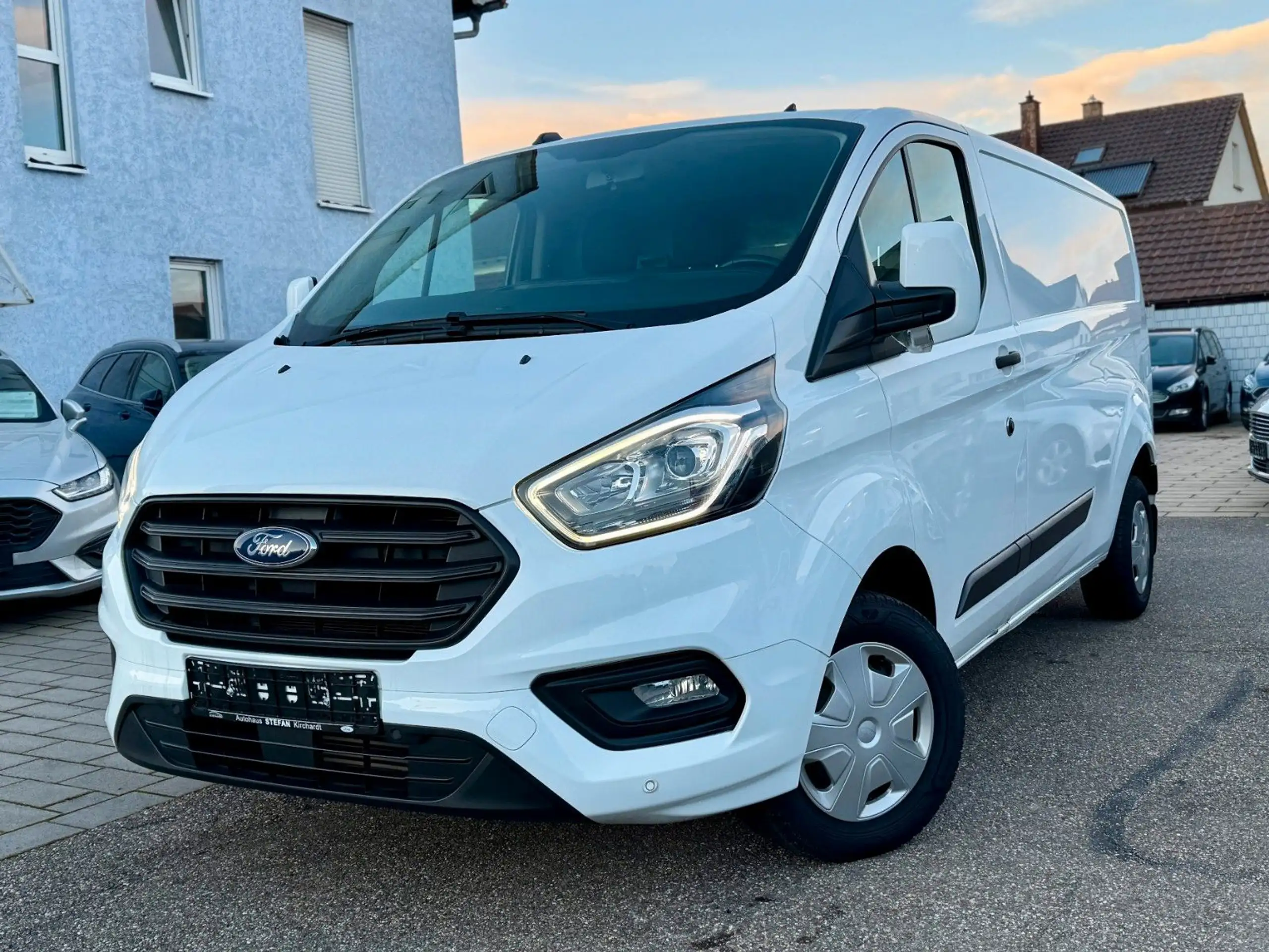 Ford - Transit Custom