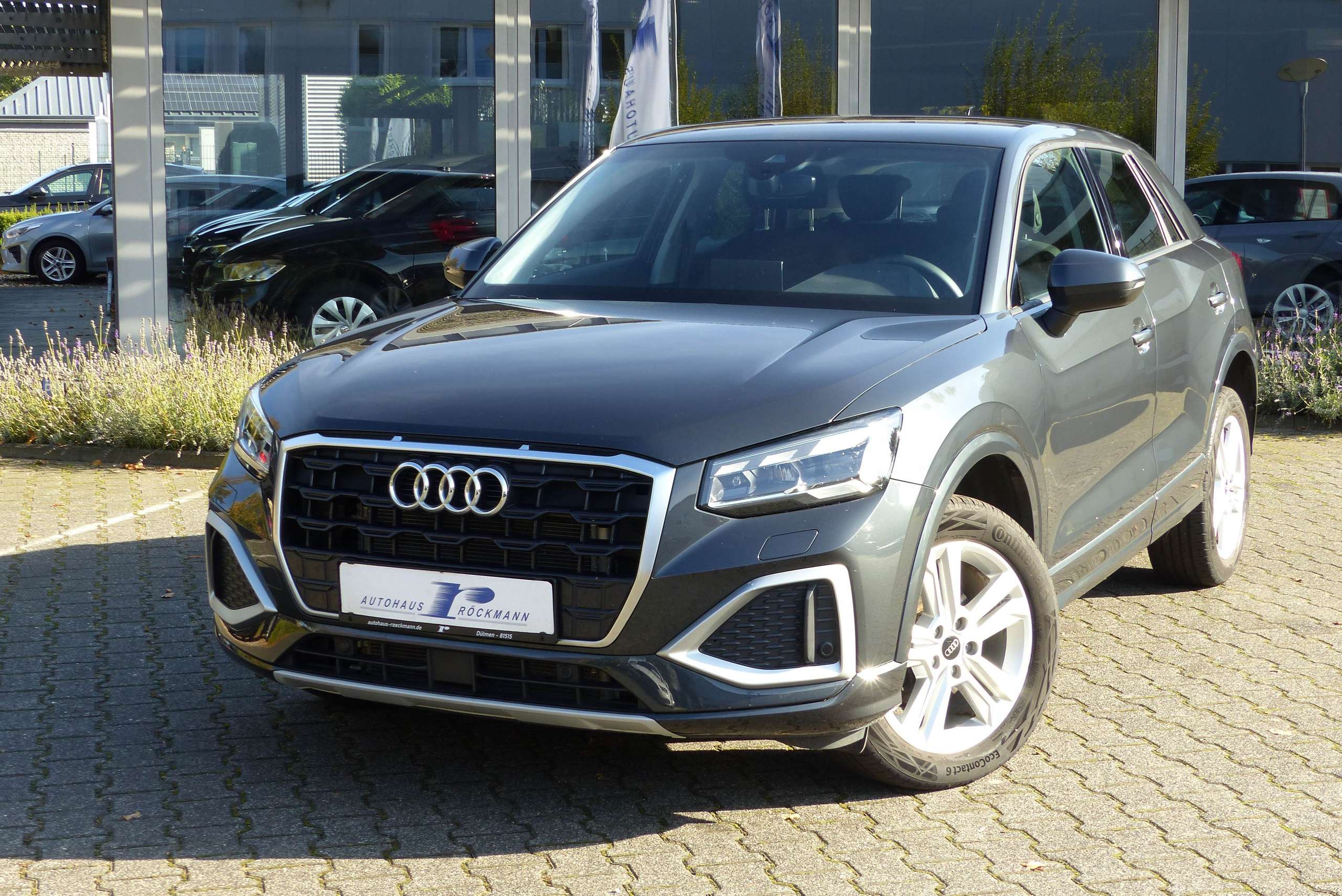 Audi - Q2