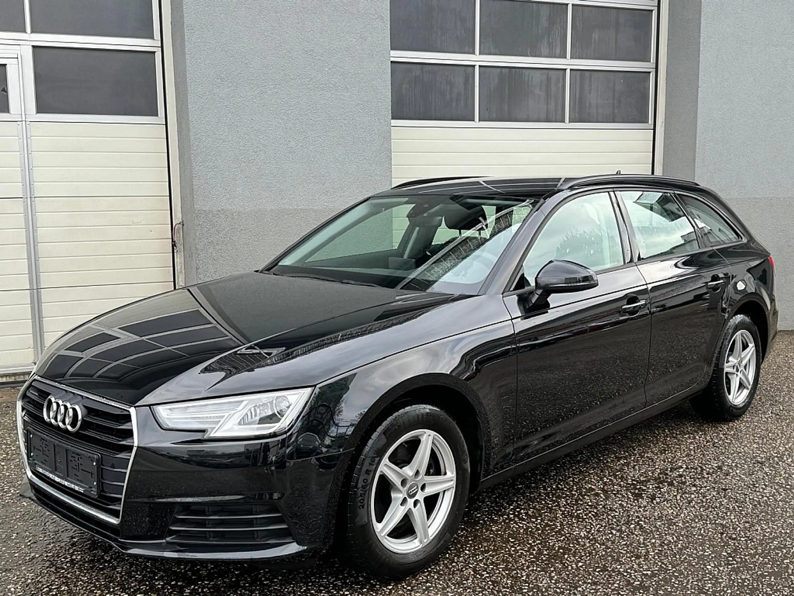 Audi - A4