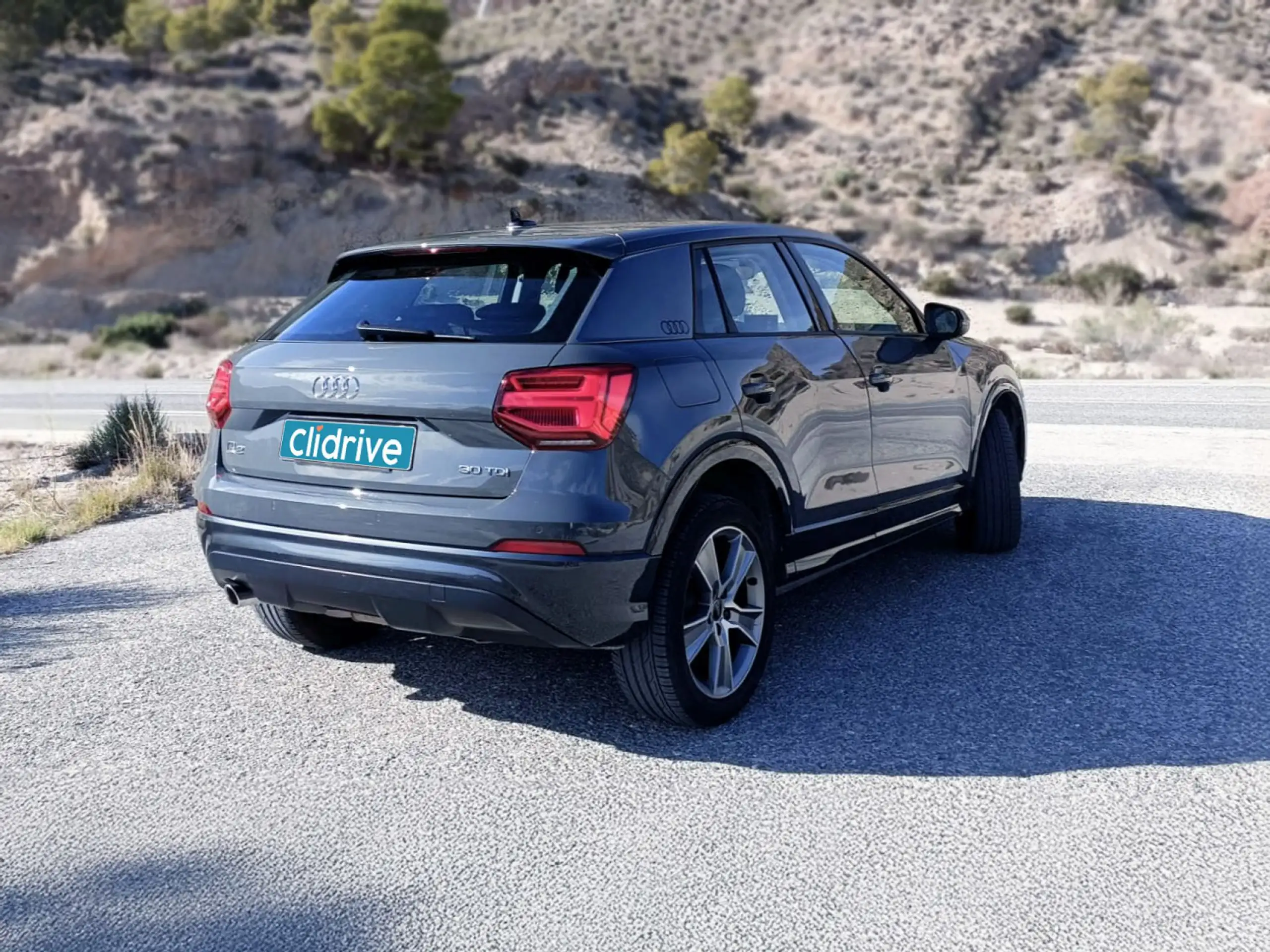 Audi - Q2