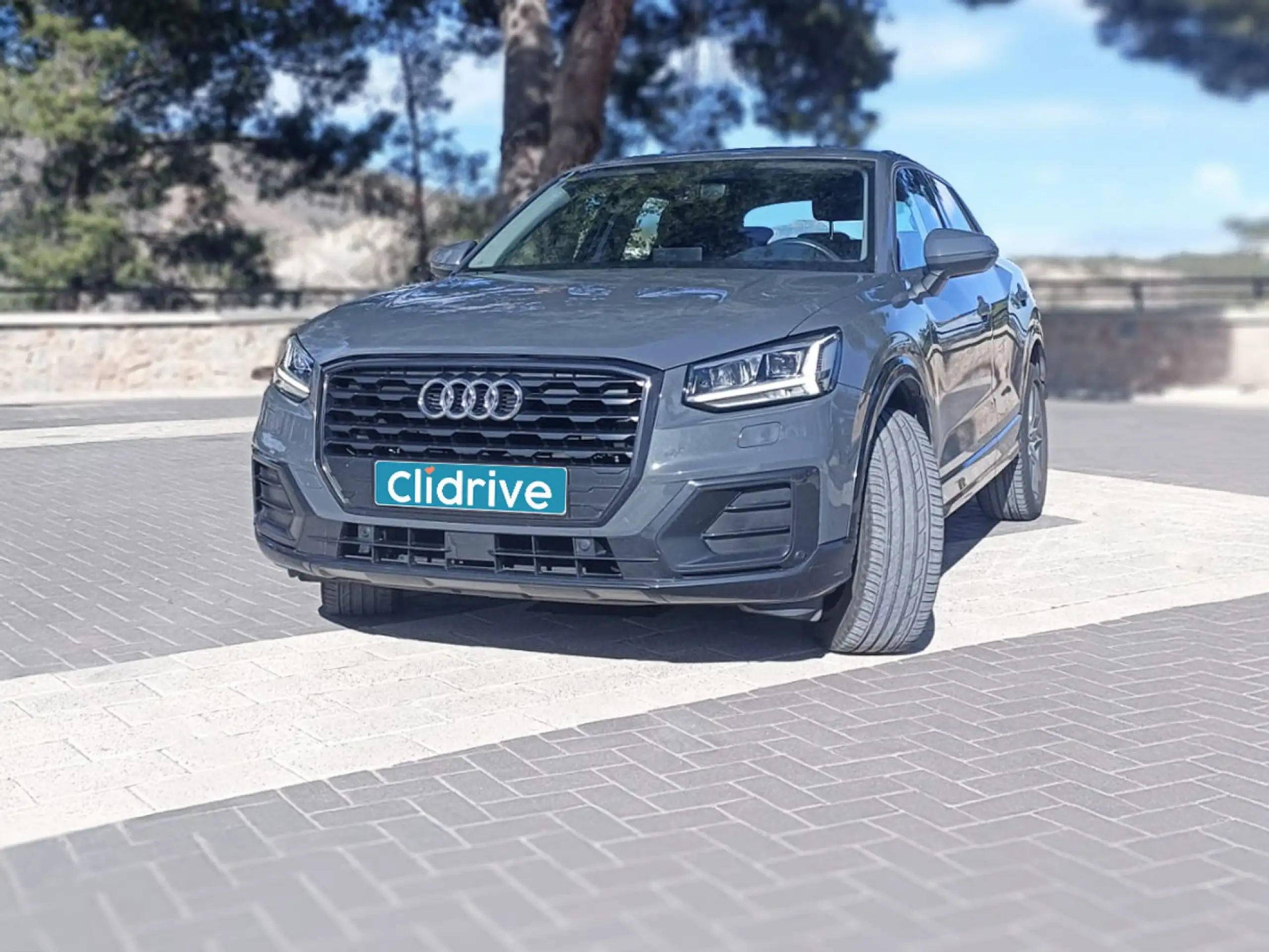 Audi - Q2