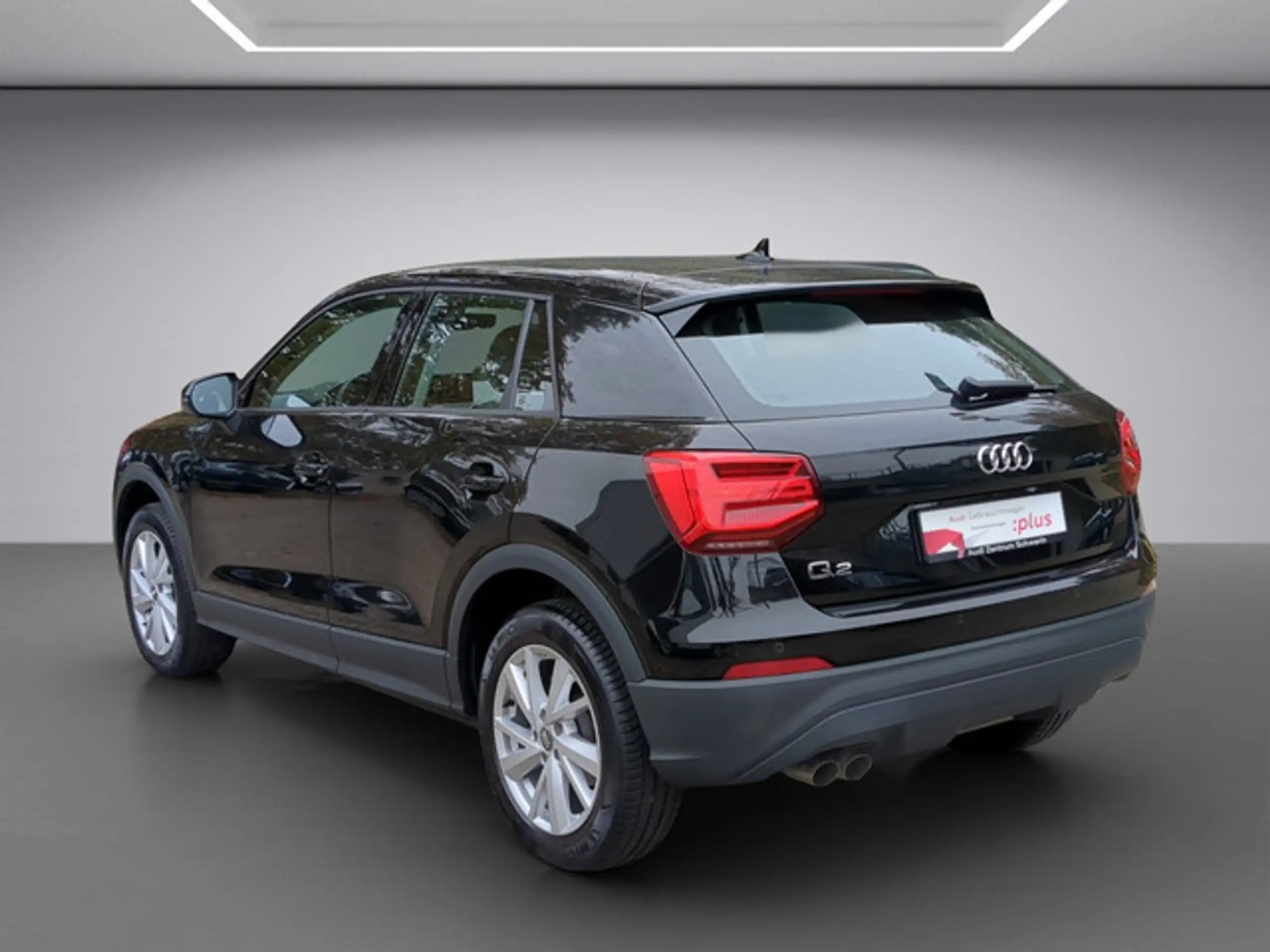 Audi - Q2