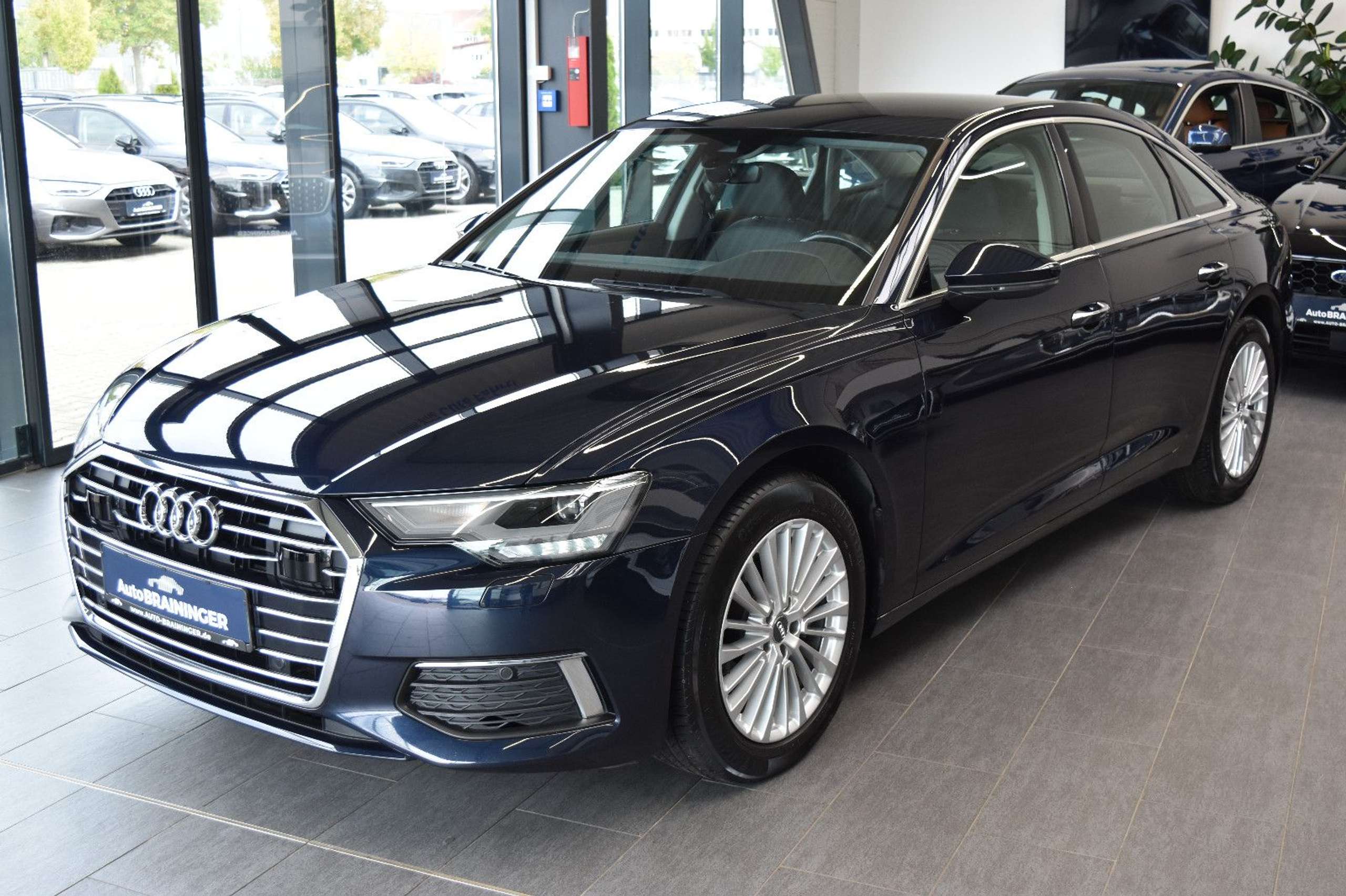 Audi - A6