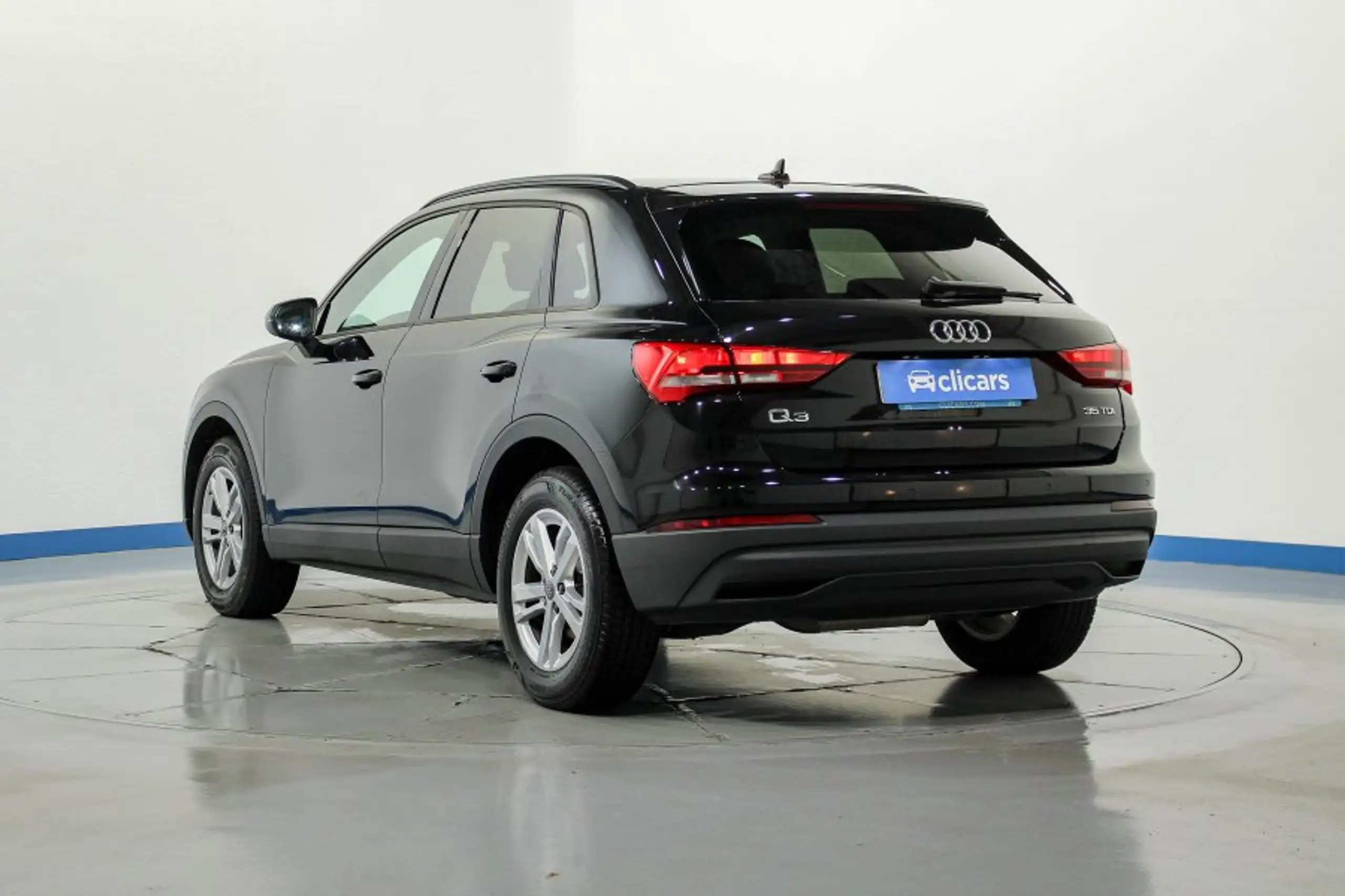 Audi - Q3