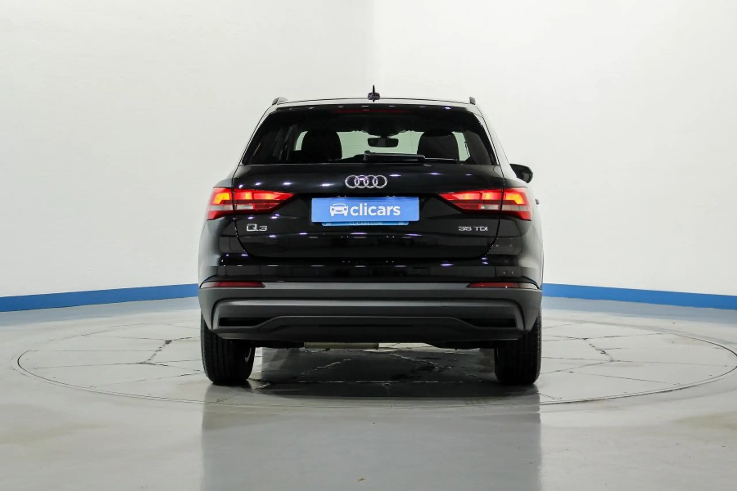 Audi - Q3