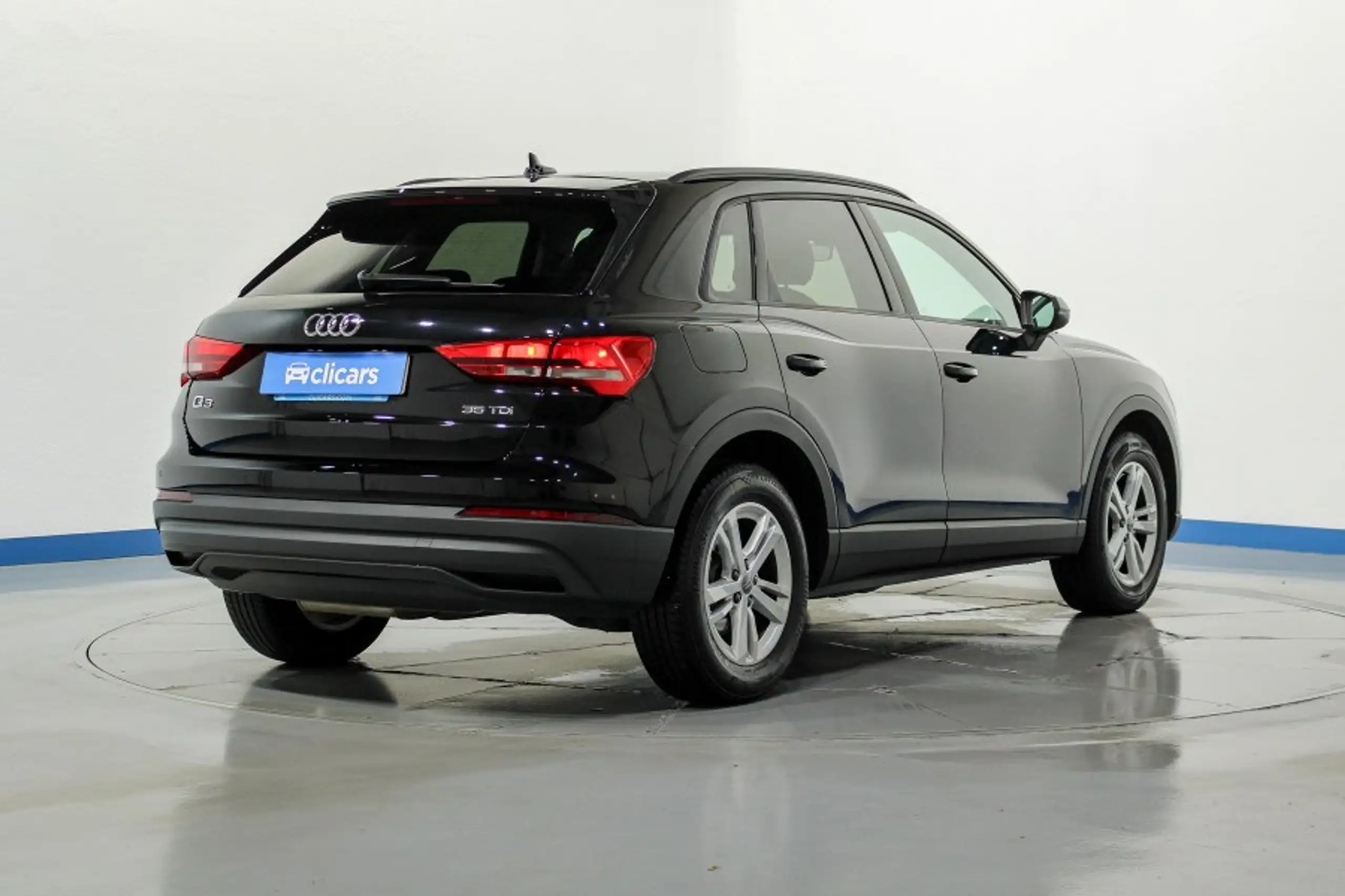 Audi - Q3