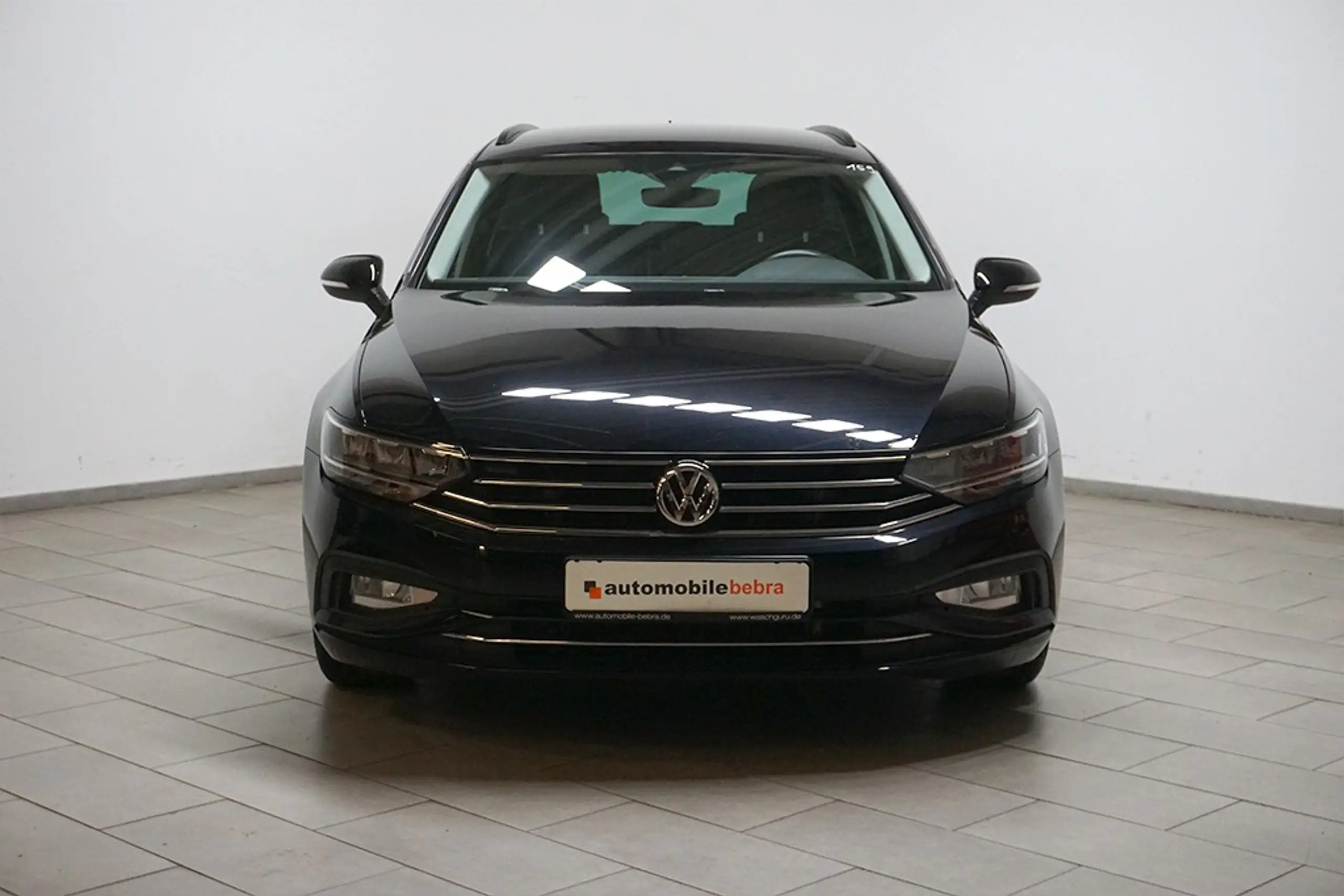 Volkswagen - Passat