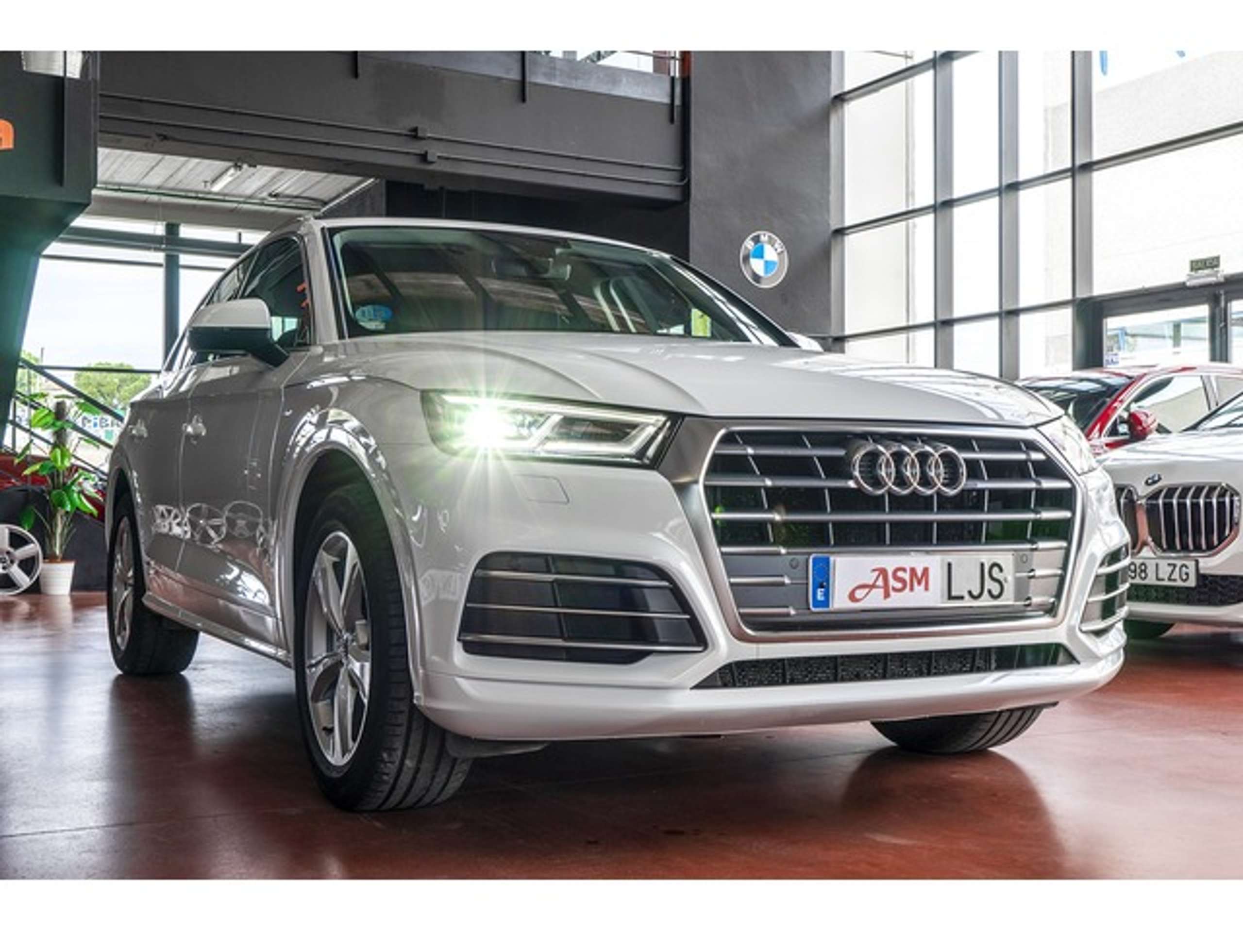 Audi - Q5