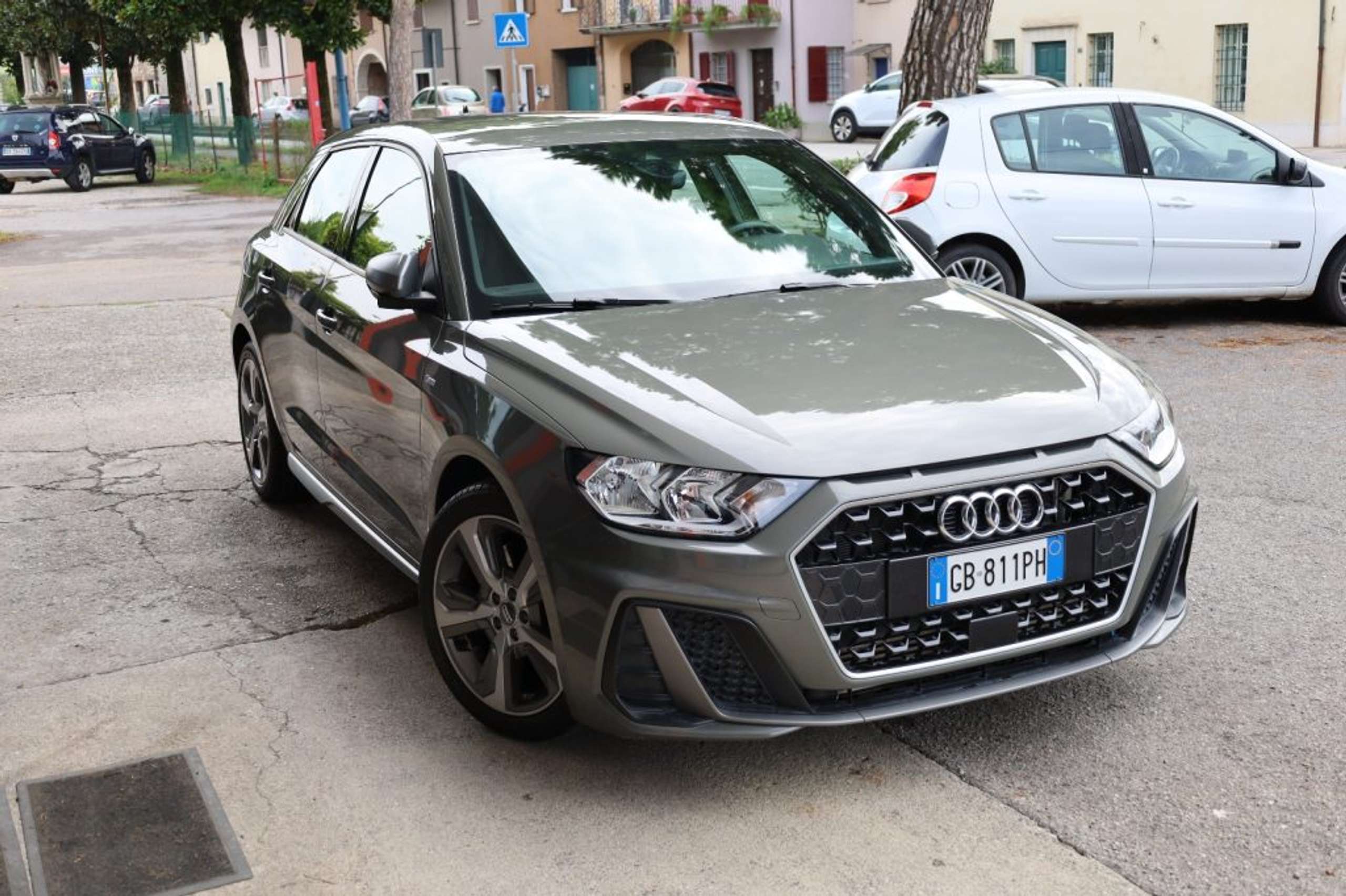 Audi - A1