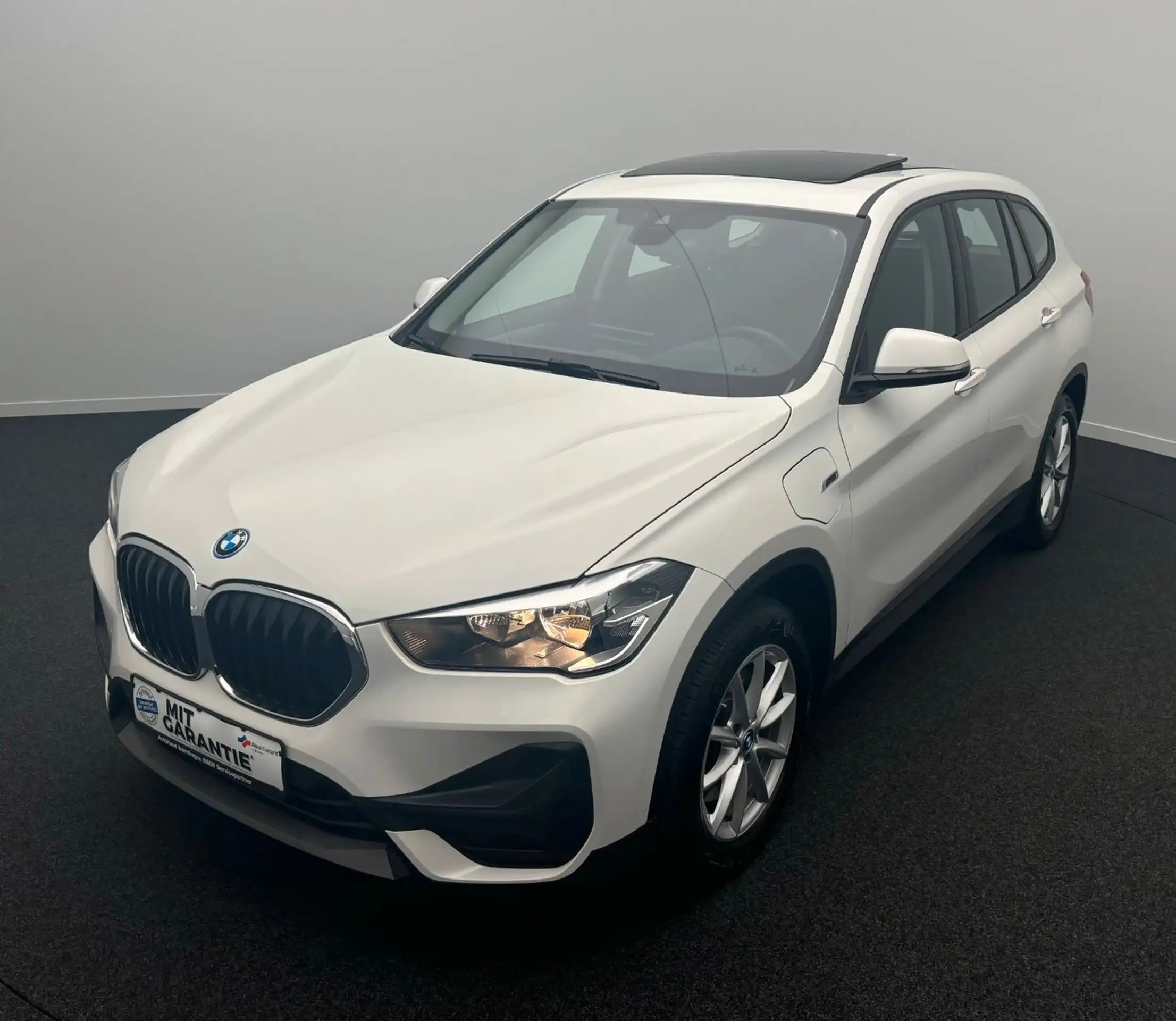 BMW - X1