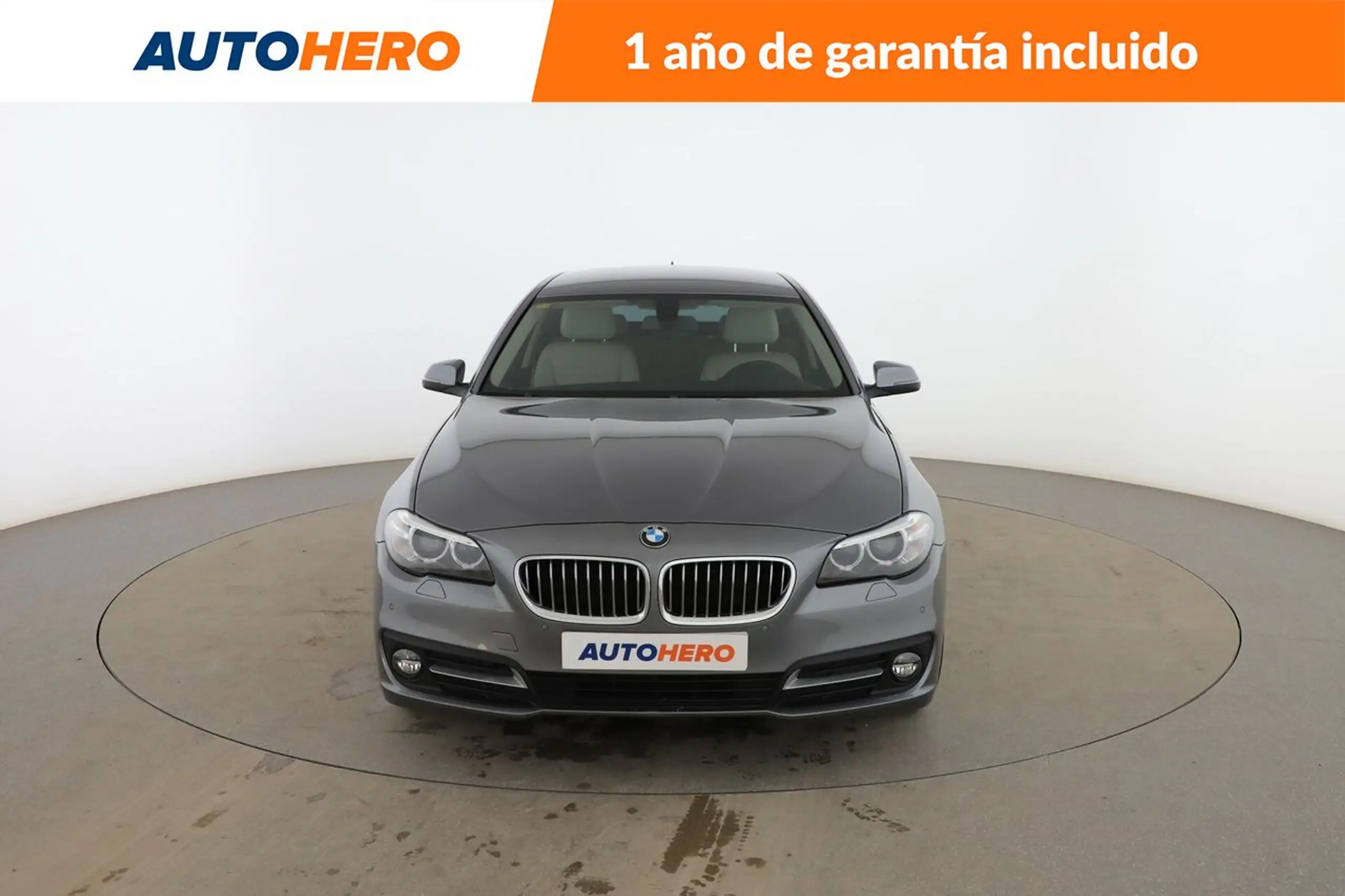 BMW - 520