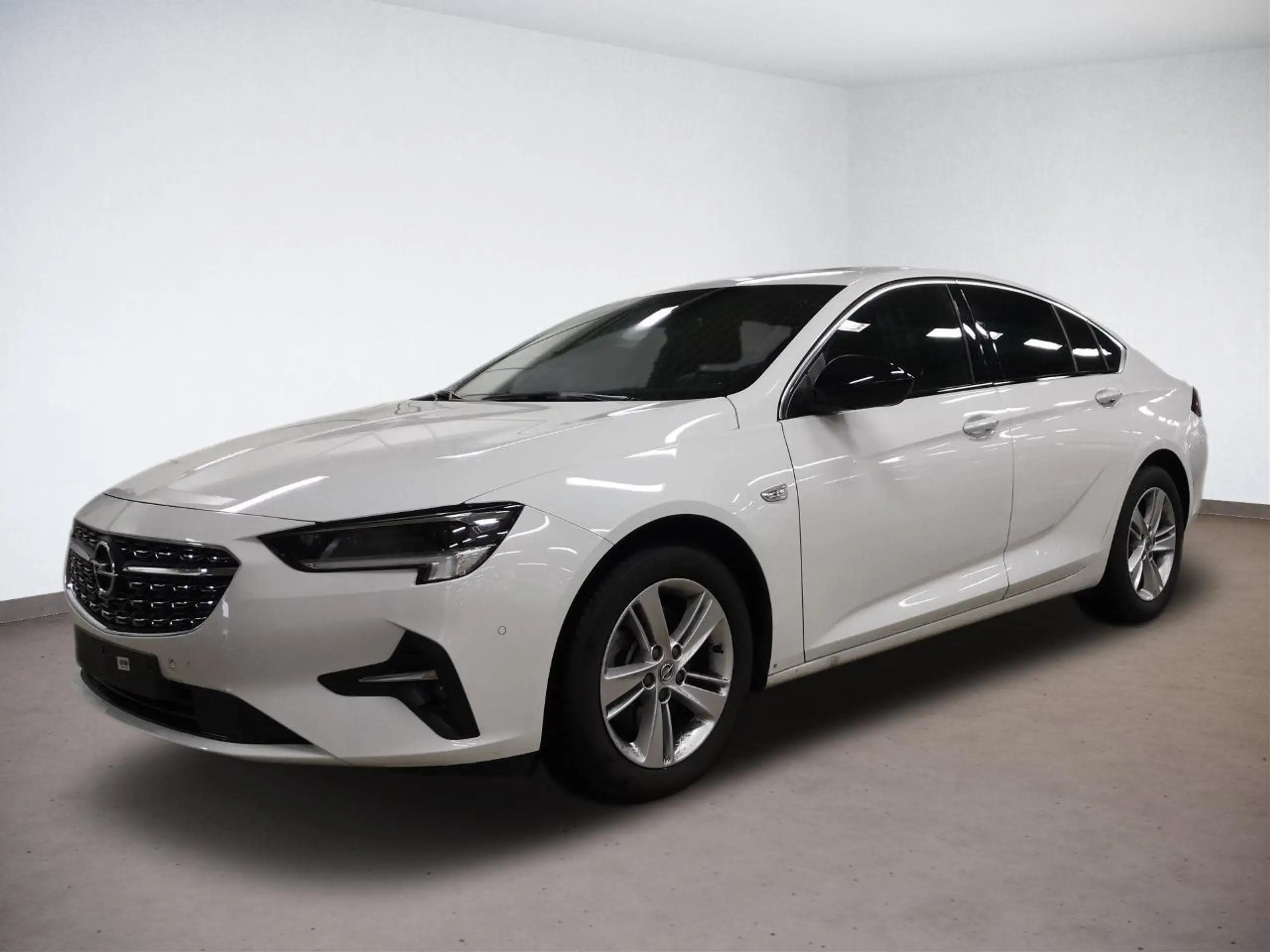 Opel - Insignia