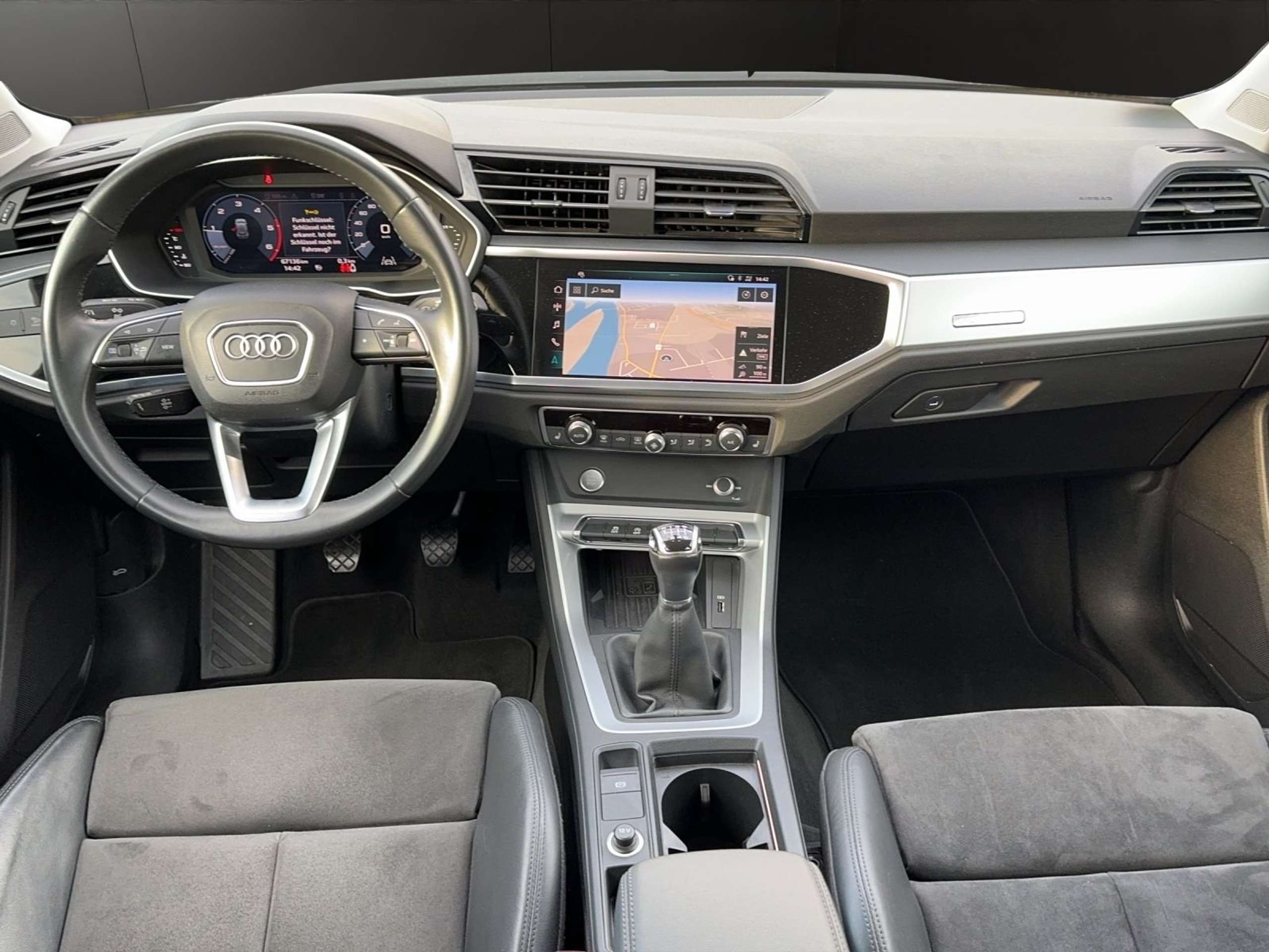 Audi - Q3