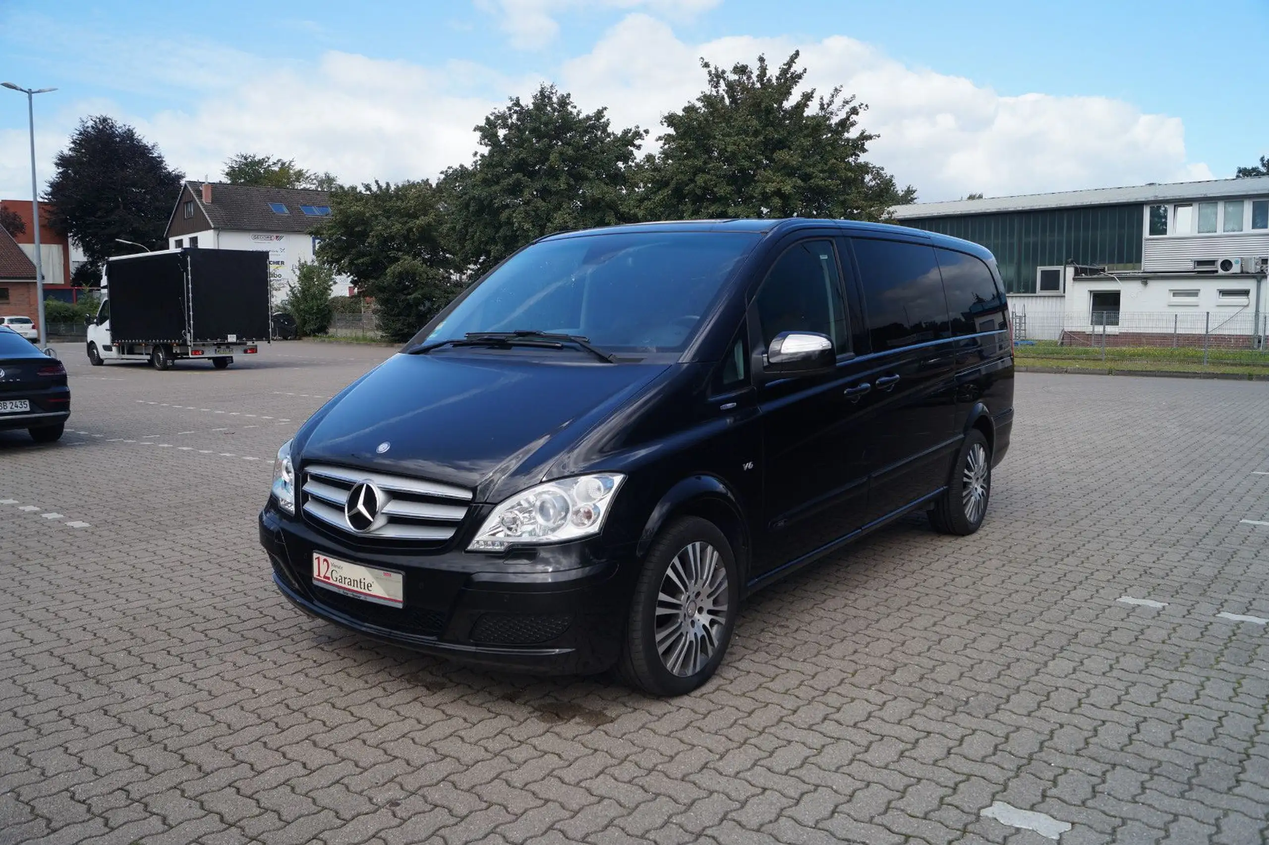 Mercedes-Benz - Viano