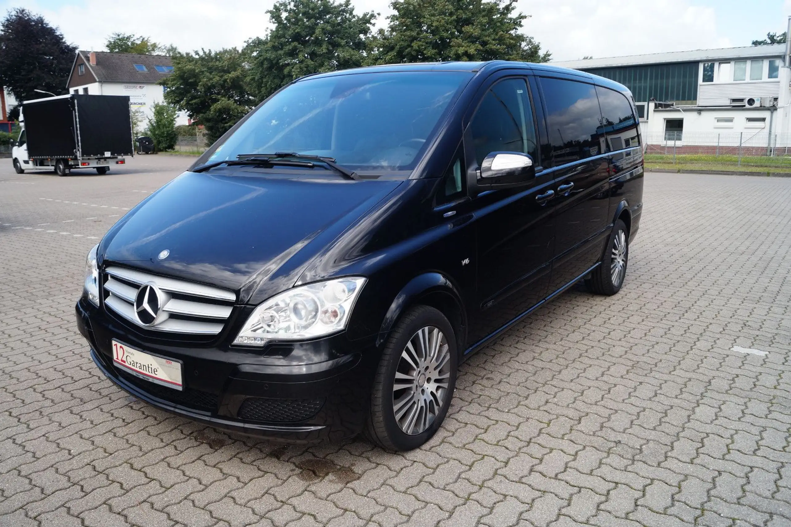 Mercedes-Benz - Viano