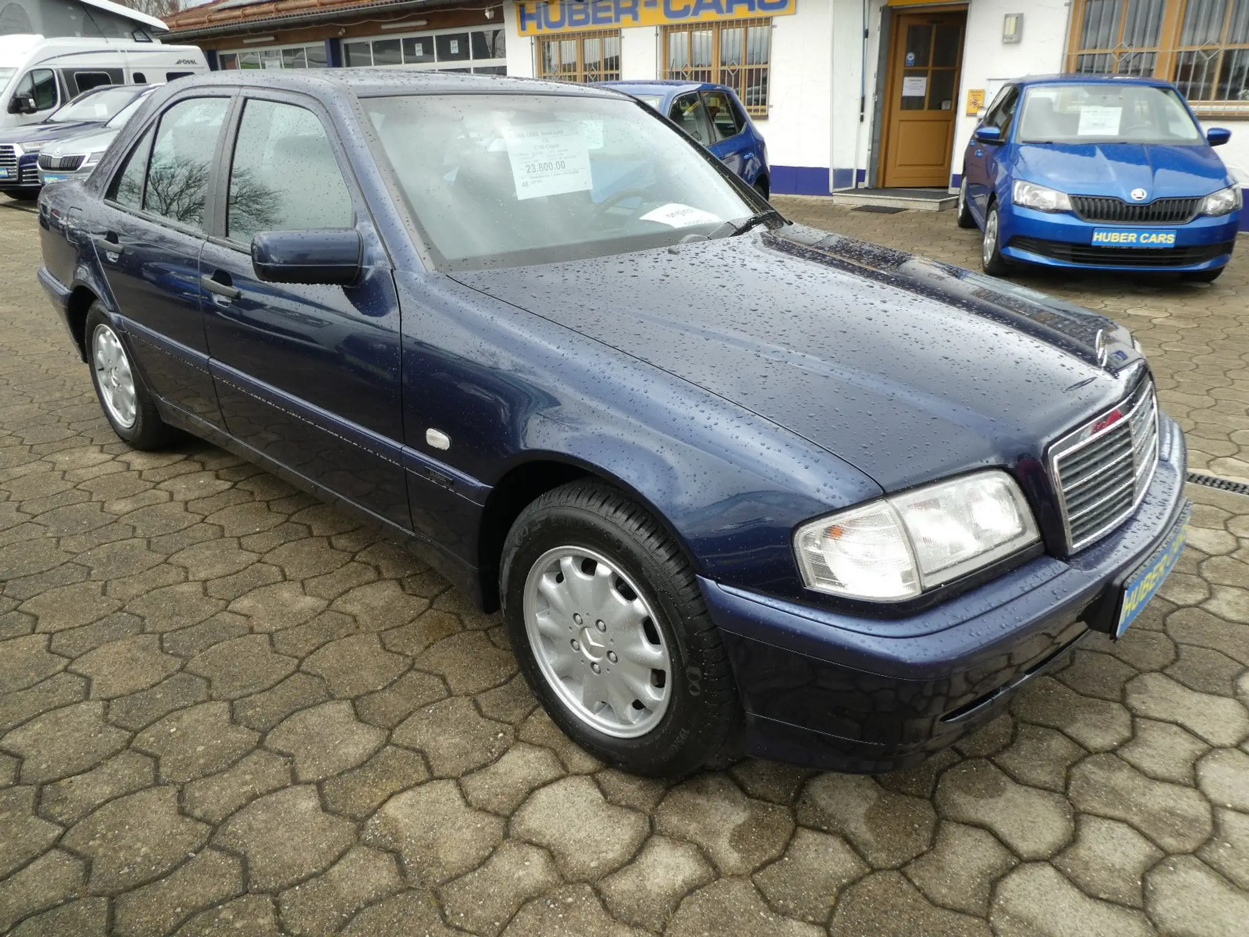 Mercedes-Benz - C 180