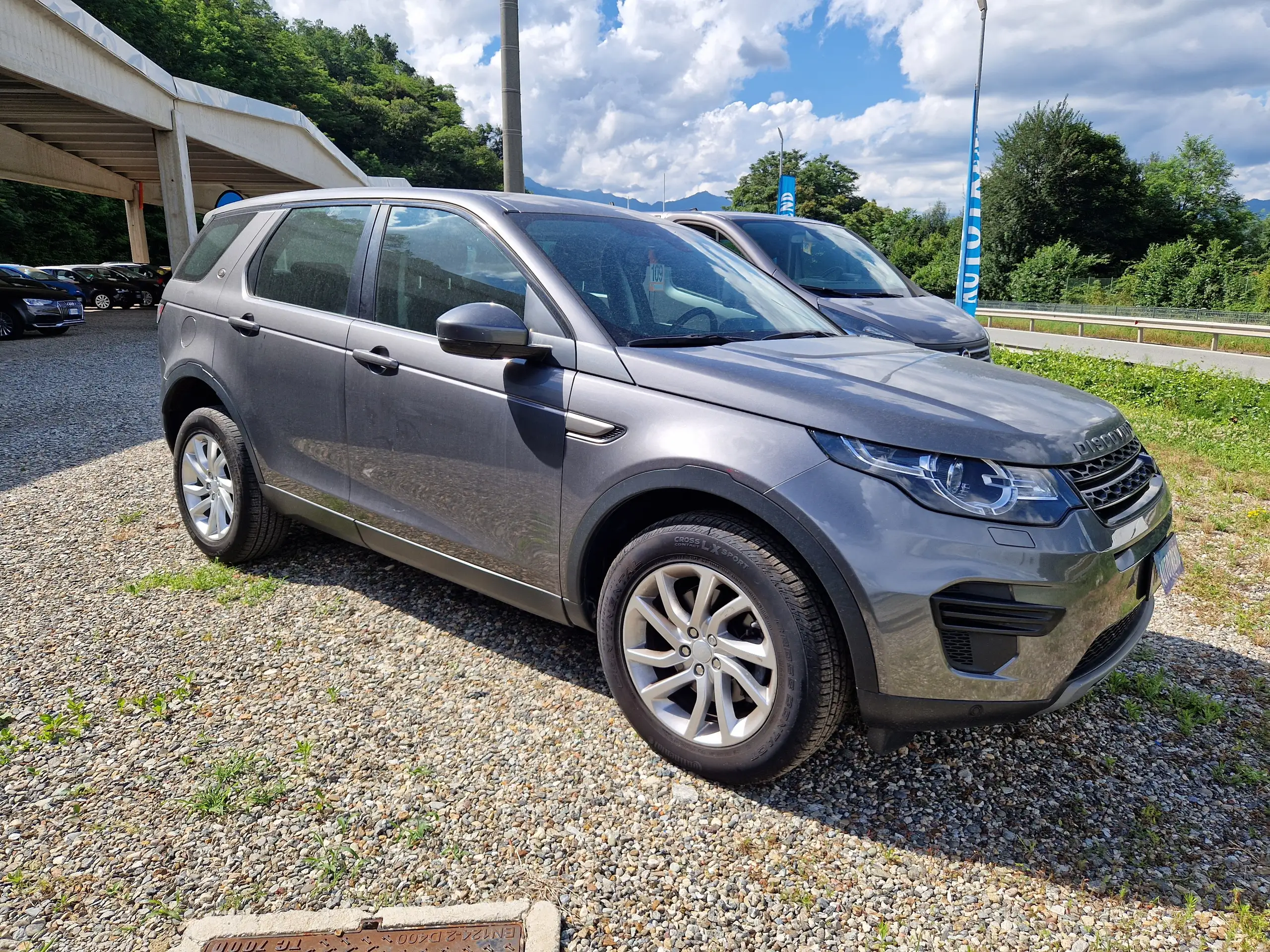 Land Rover - Discovery Sport