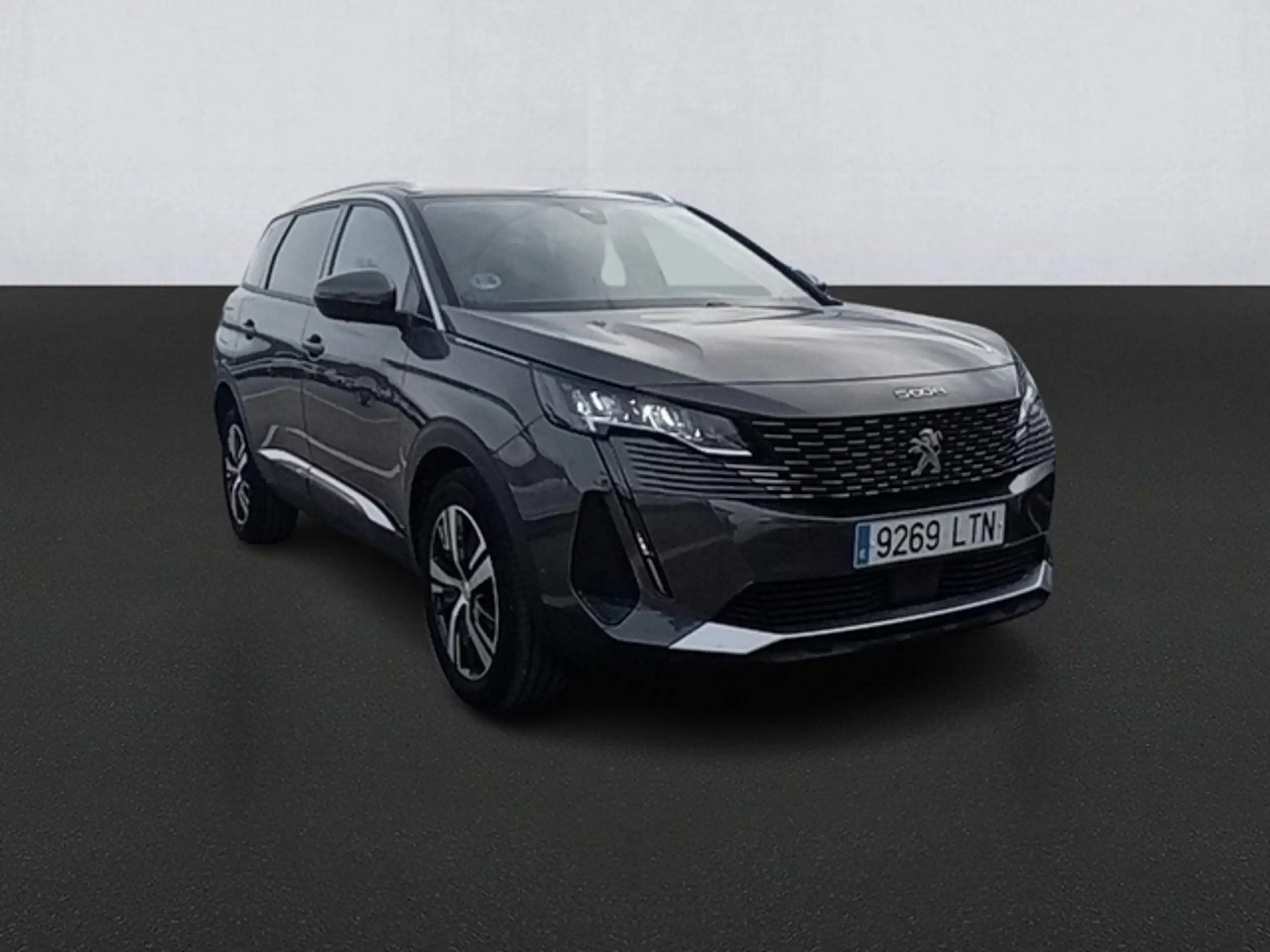 Peugeot - 5008