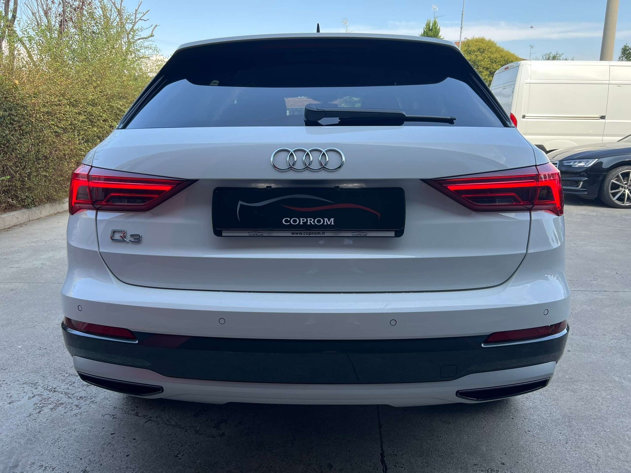 Audi - Q3