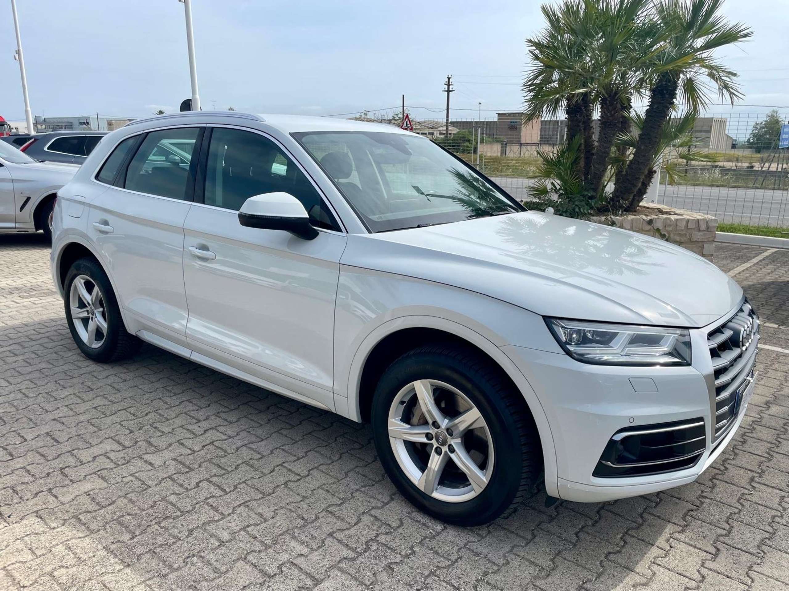 Audi - Q5