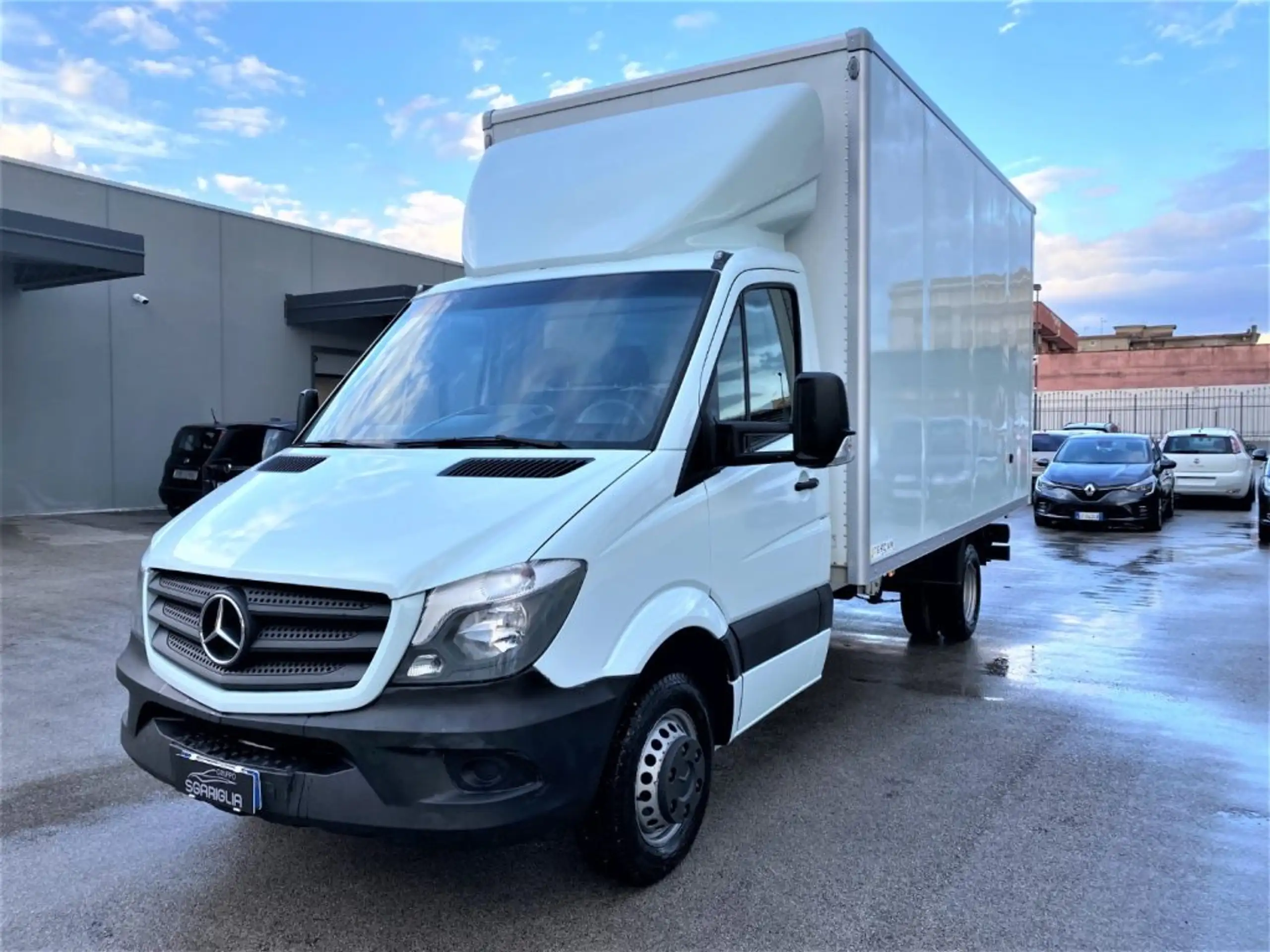 Mercedes-Benz - Sprinter